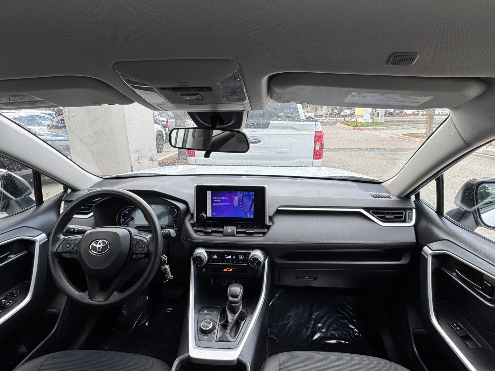 Thumbnail: 2025 Toyota RAV4 - 3