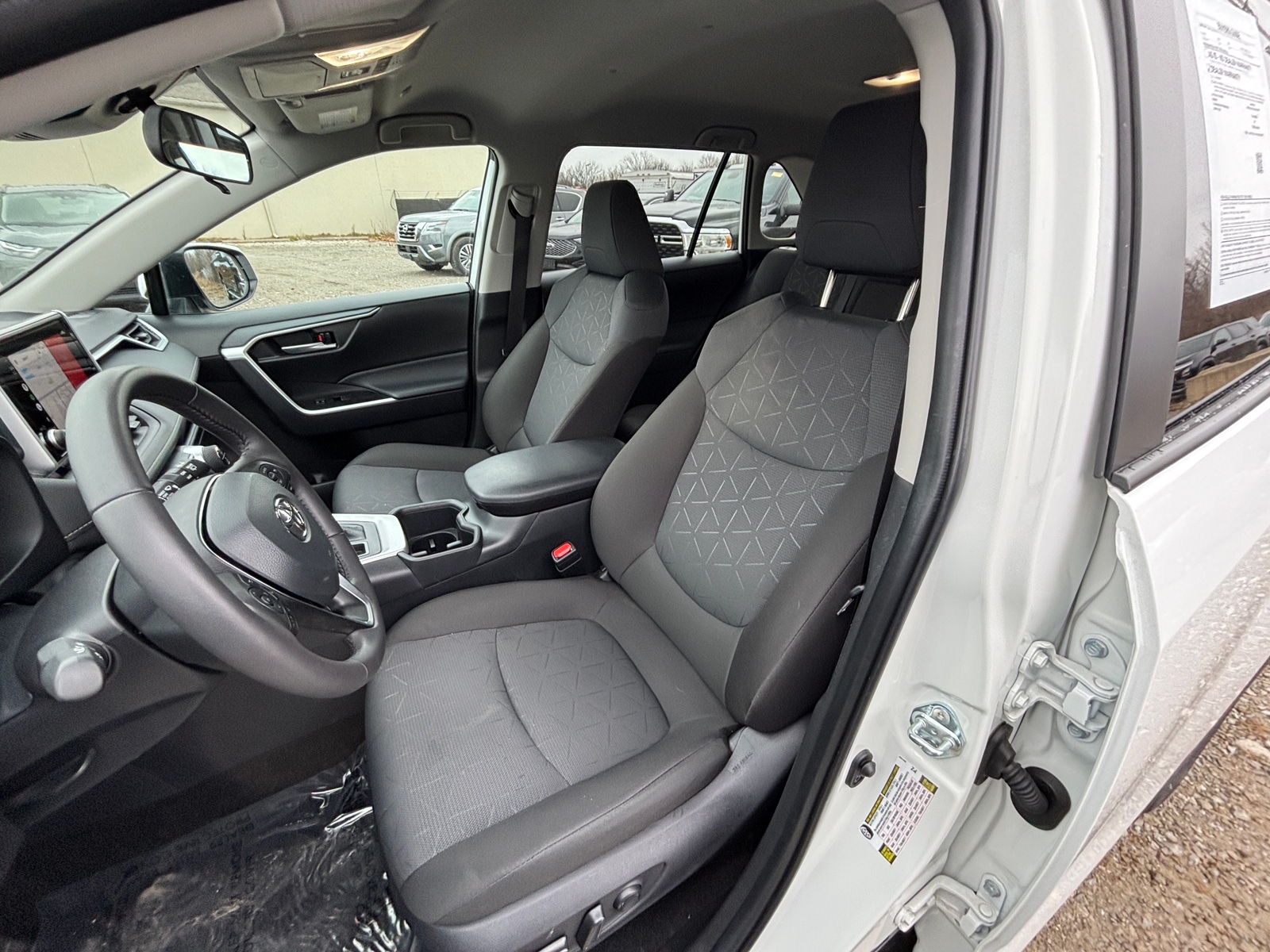 Thumbnail: 2025 Toyota RAV4 - 2