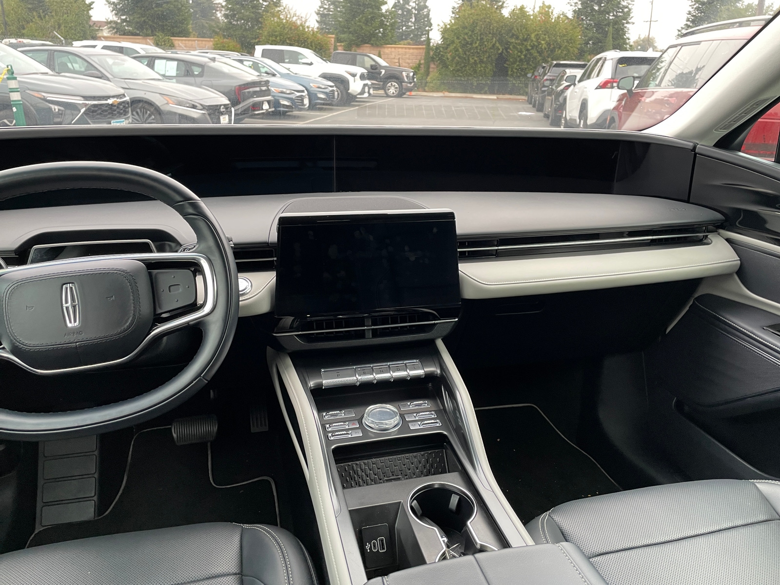 Thumbnail: 2024 Lincoln Nautilus - 2