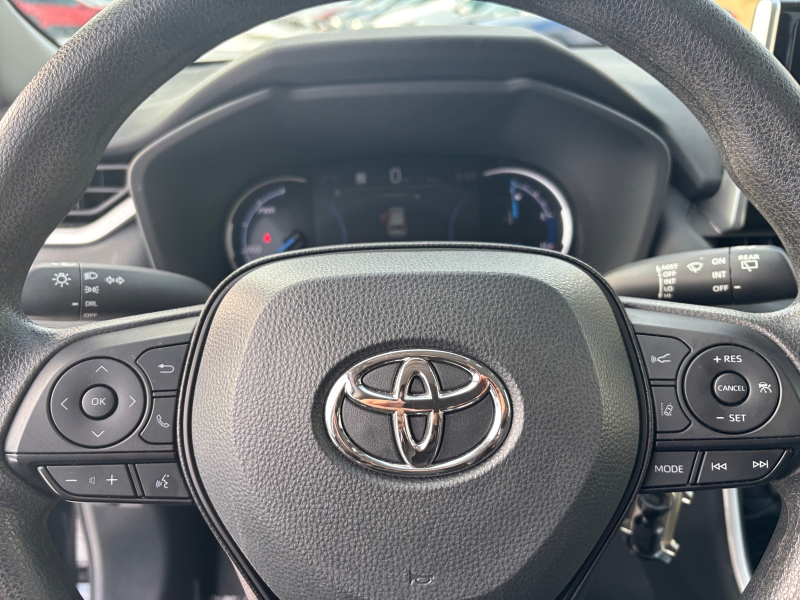 Thumbnail: 2025 Toyota RAV4 - 5