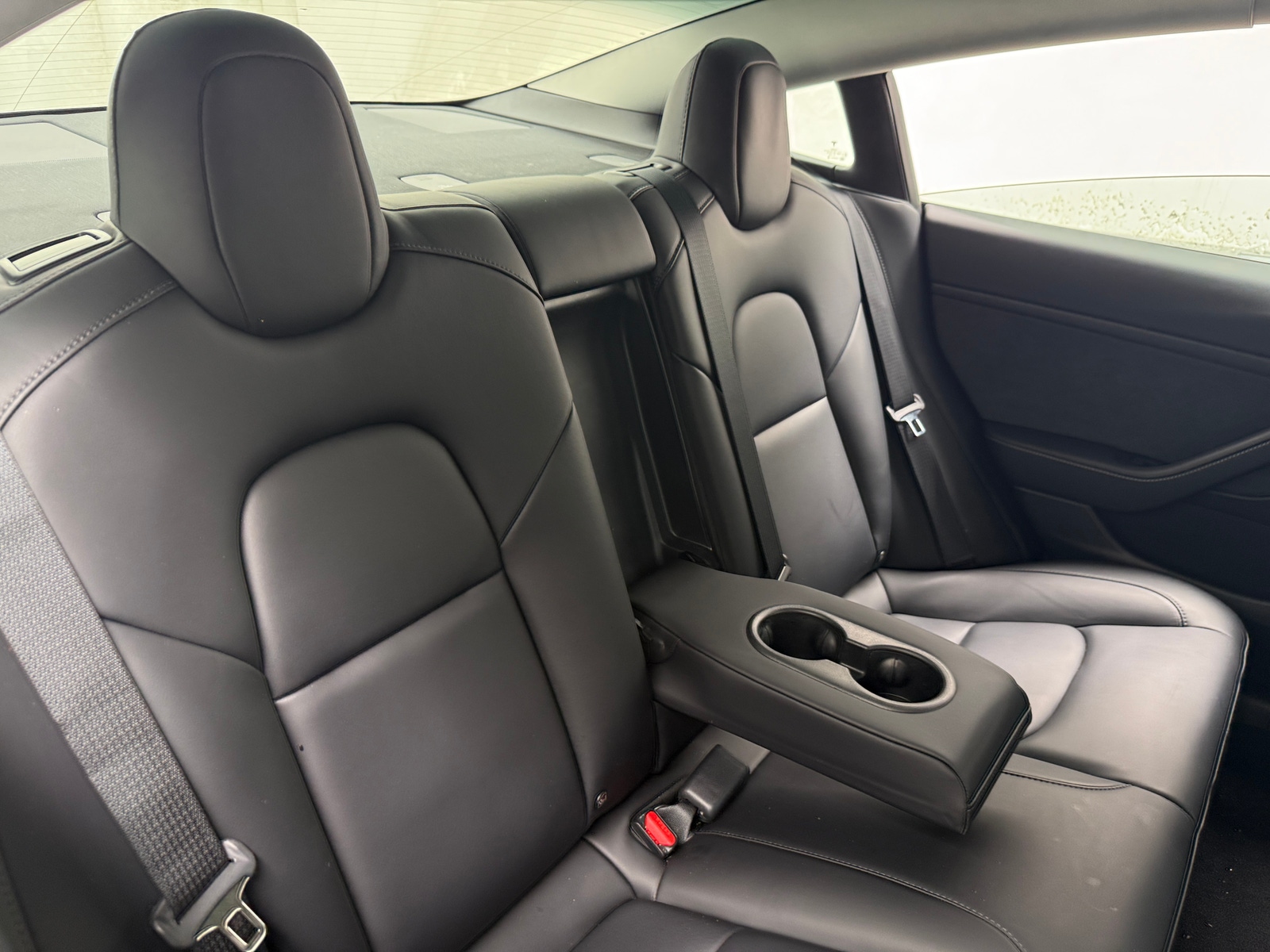 Thumbnail: 2022 Tesla Model 3 - 5