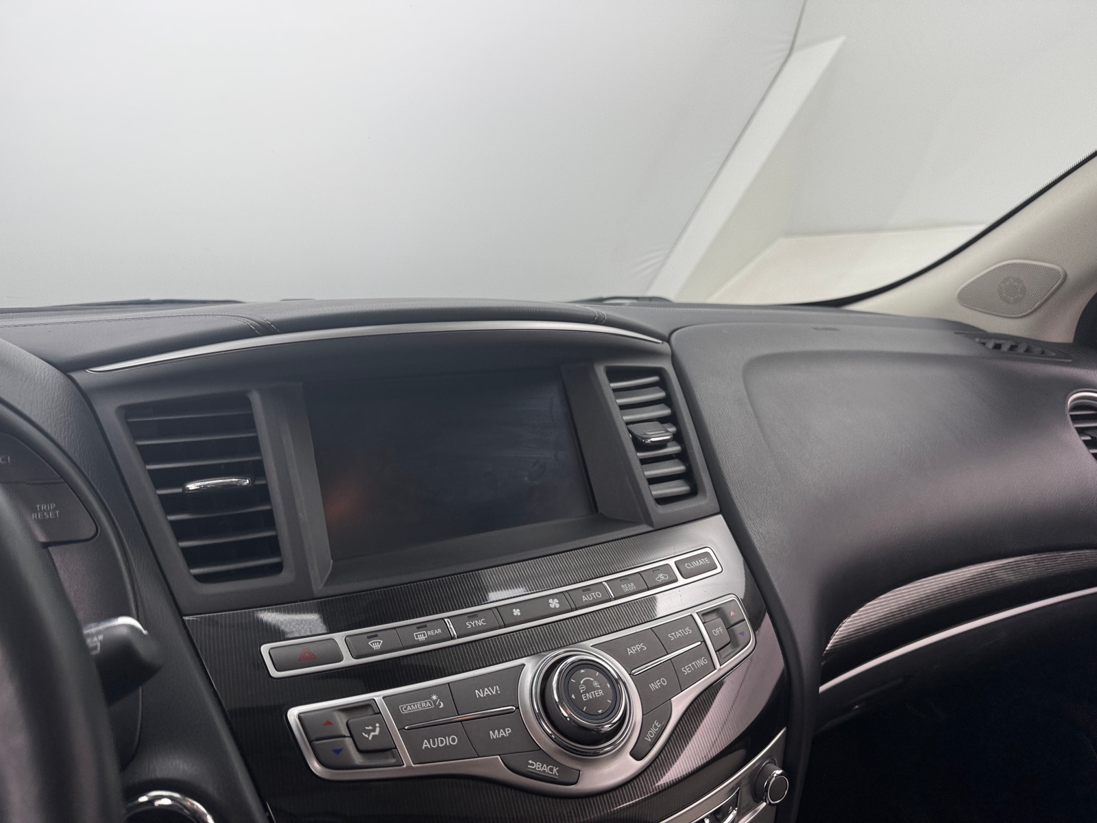 Thumbnail: 2020 INFINITI QX60 - 3