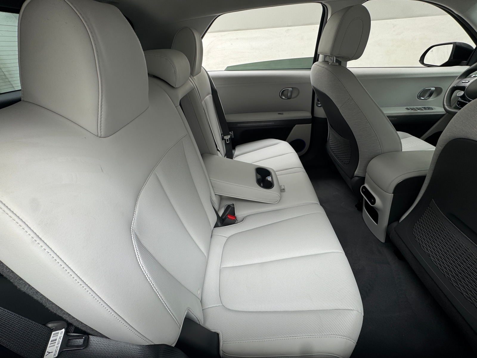 Thumbnail: 2022 Hyundai Ioniq 5 - 6