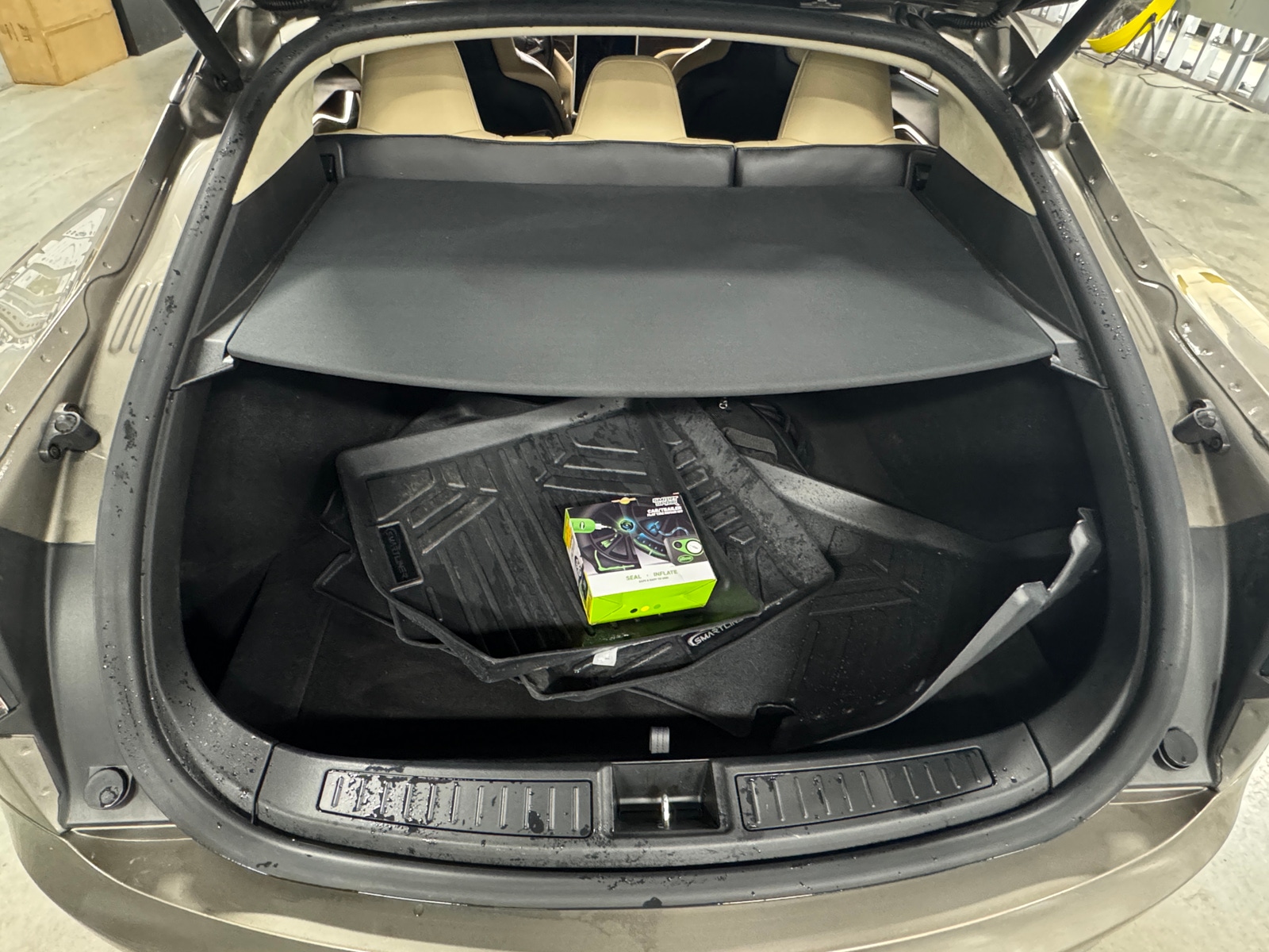 Thumbnail: 2016 Tesla Model S - 6