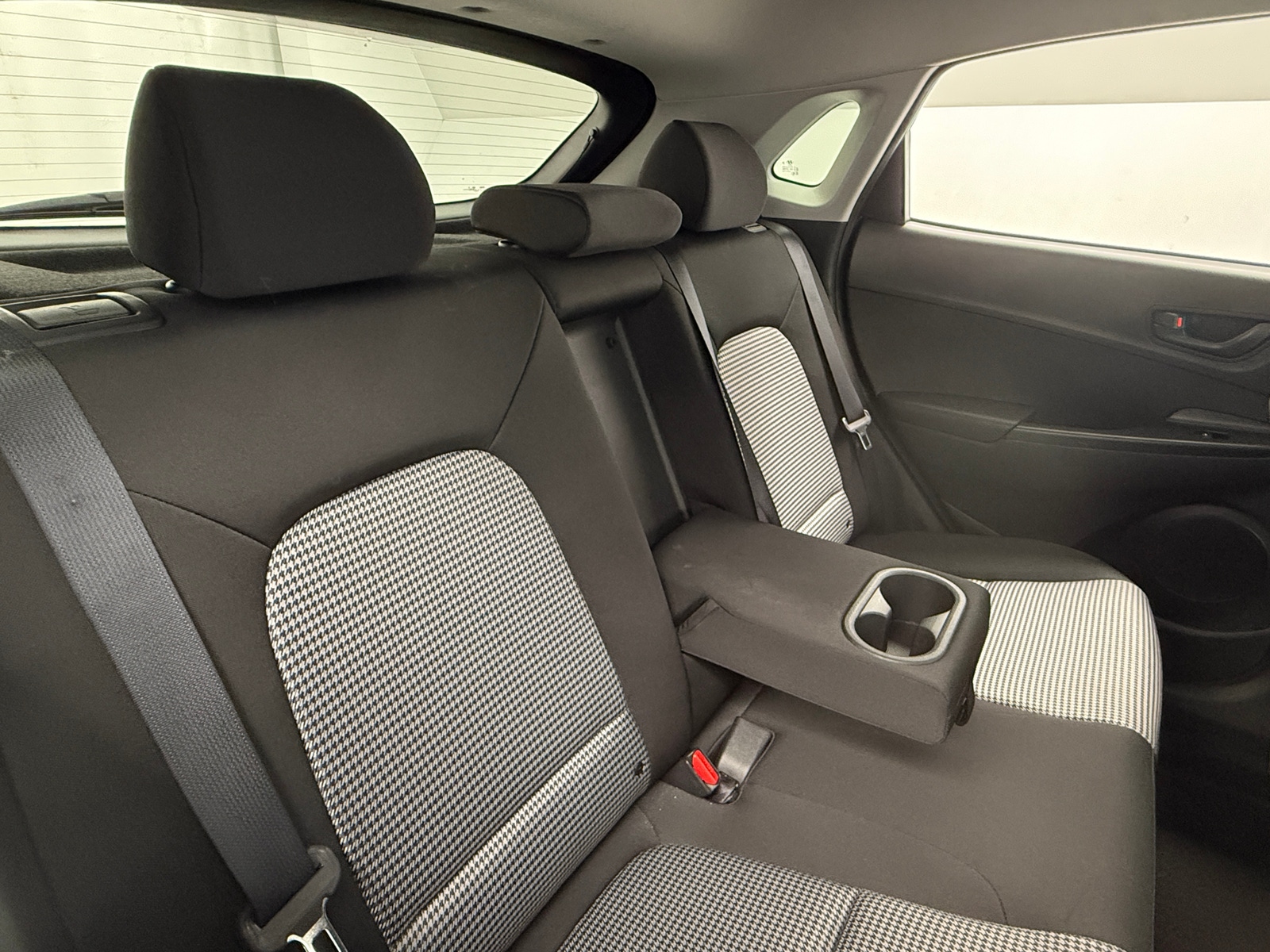 Thumbnail: 2020 Hyundai Kona - 6