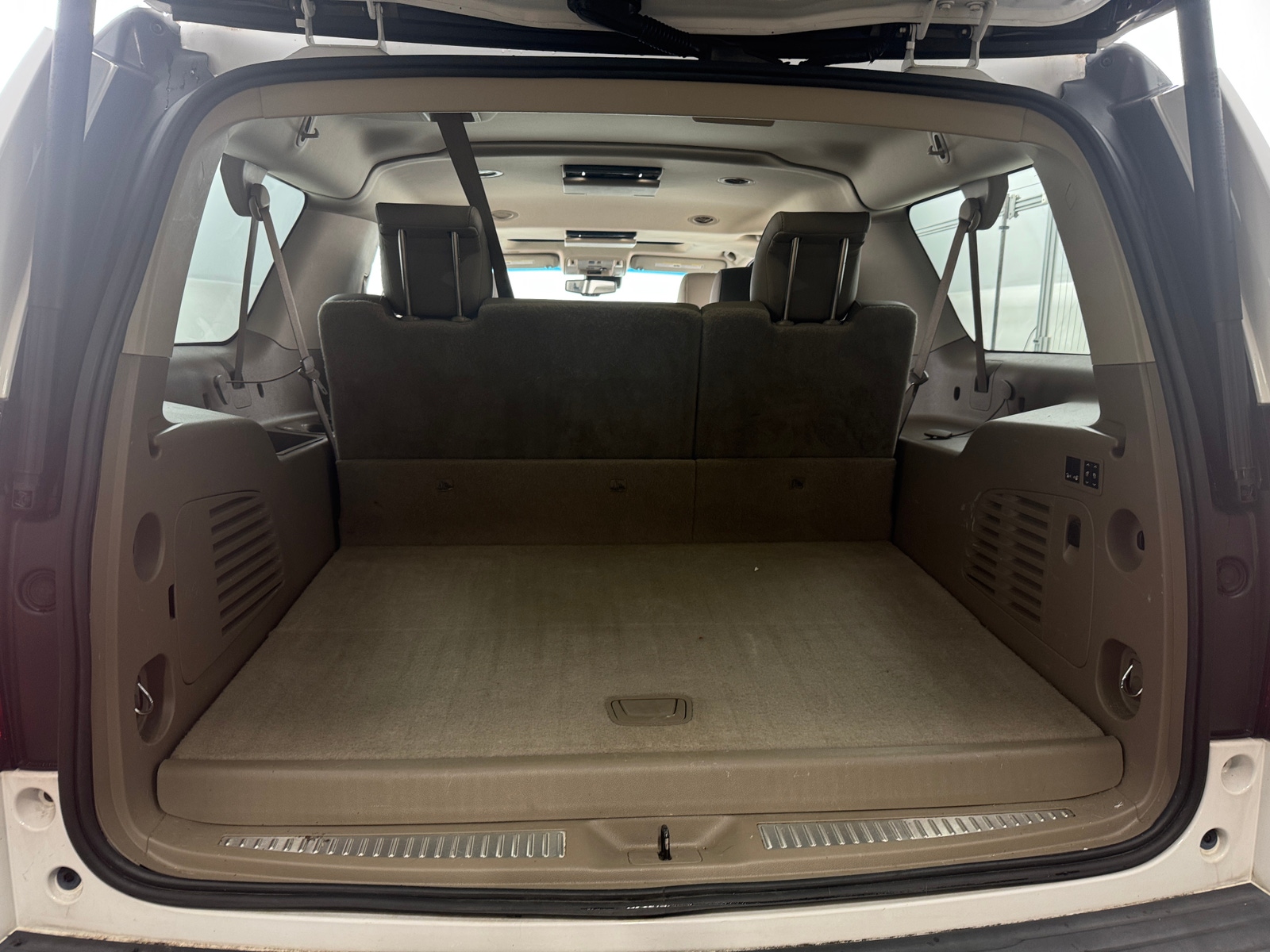 Thumbnail: 2015 Chevrolet Suburban - 6