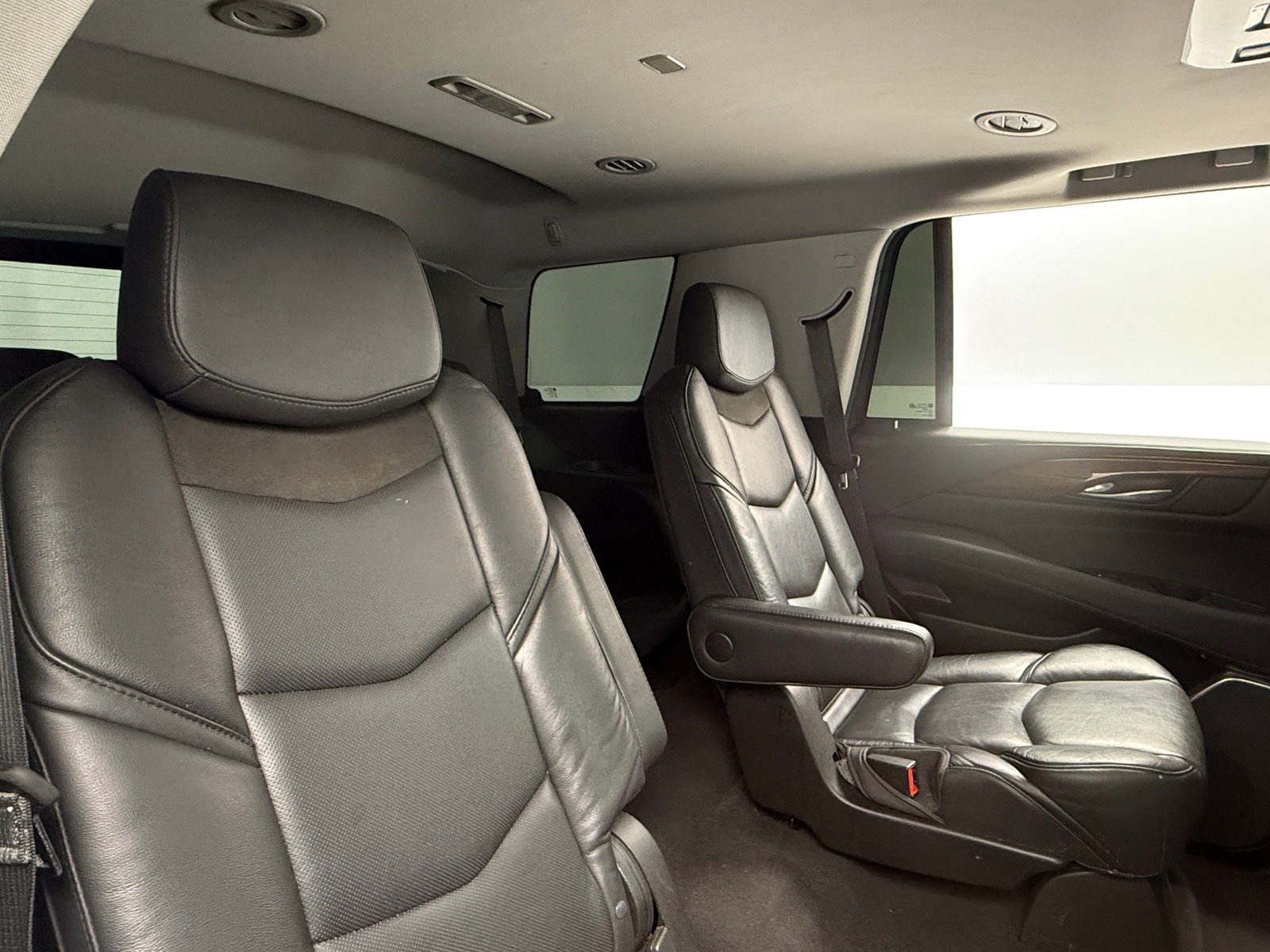 Thumbnail: 2018 Cadillac Escalade - 5