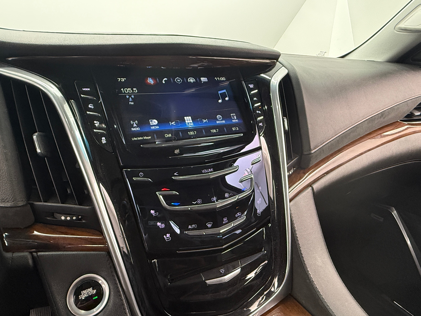 Thumbnail: 2018 Cadillac Escalade - 3