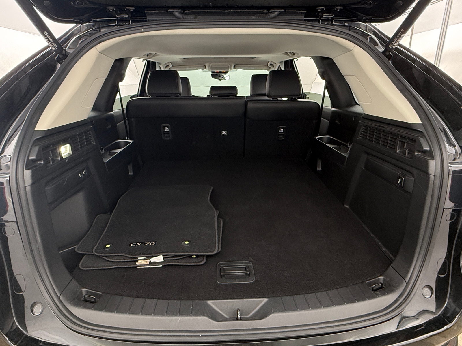 Thumbnail: 2025 Mazda CX-70 - 6