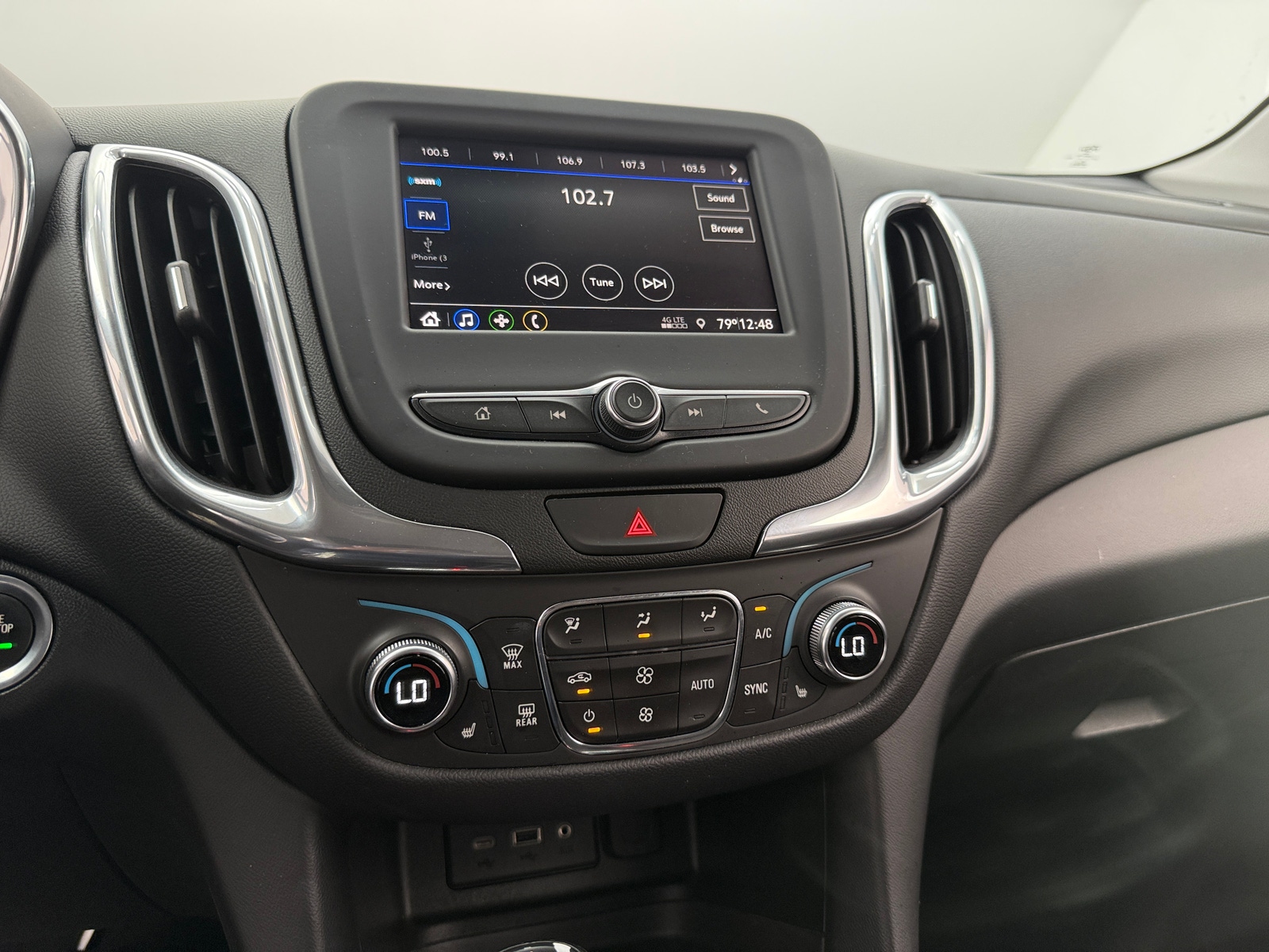 Thumbnail: 2020 Chevrolet Equinox - 4