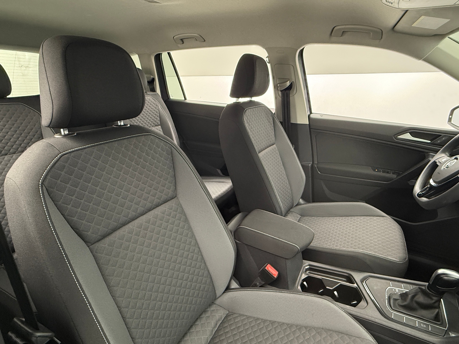 Thumbnail: 2021 Volkswagen Tiguan - 2