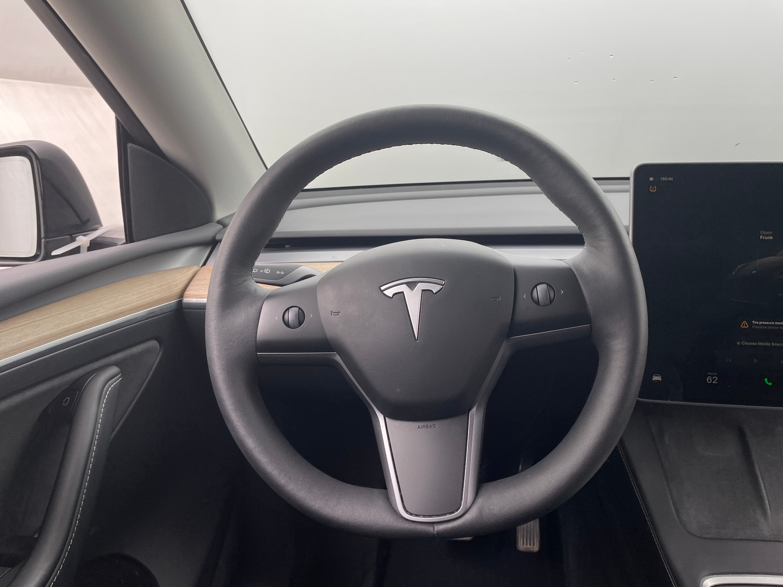 Thumbnail: 2022 Tesla Model Y - 4