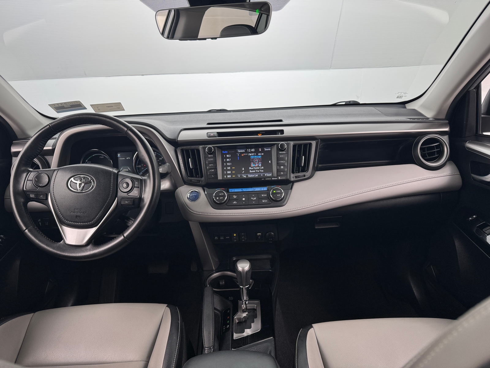 Thumbnail: 2016 Toyota RAV4 - 2