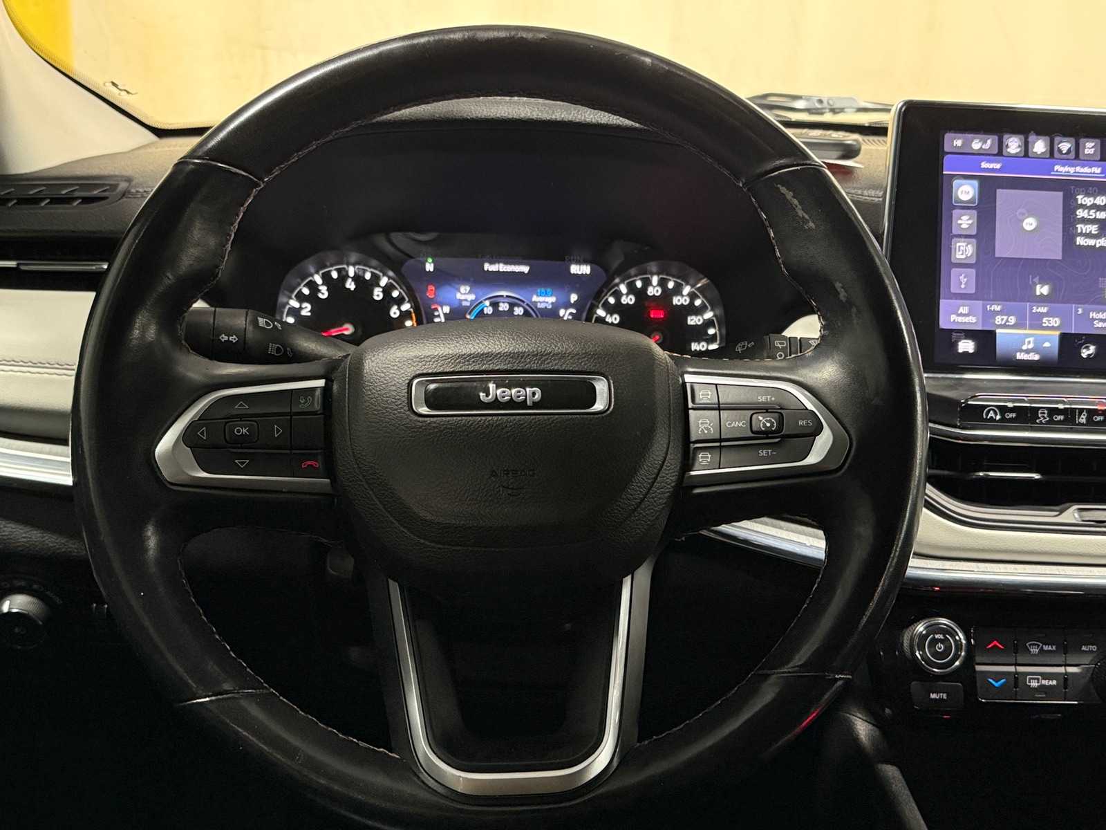 Thumbnail: 2022 Jeep Compass - 4