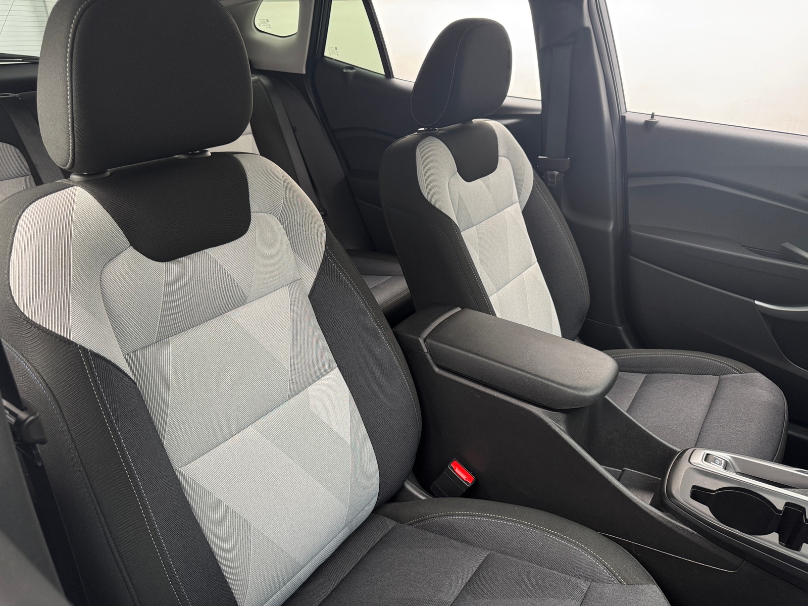 Thumbnail: 2025 Chevrolet Trax - 2