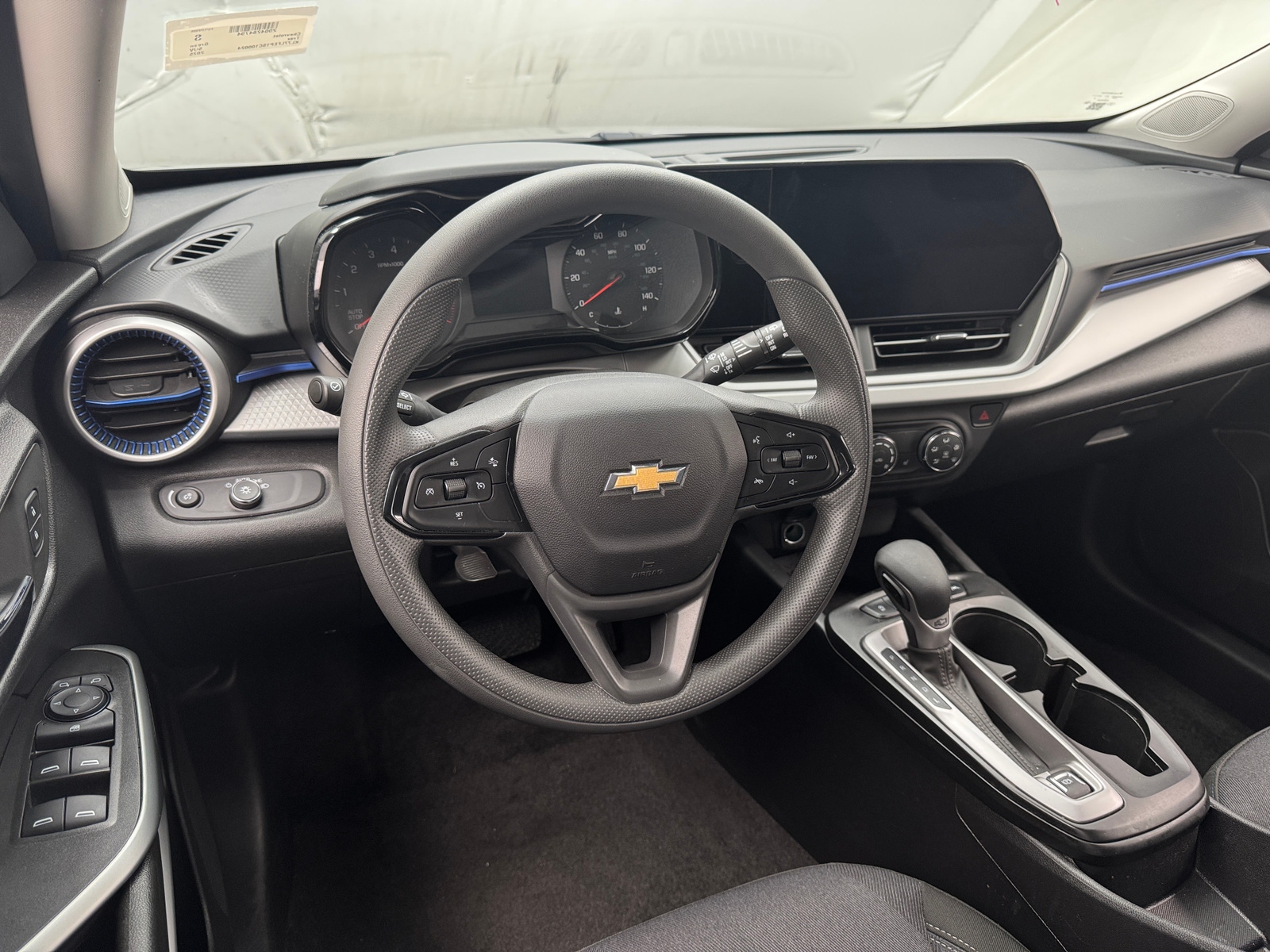 Thumbnail: 2025 Chevrolet Trax - 5