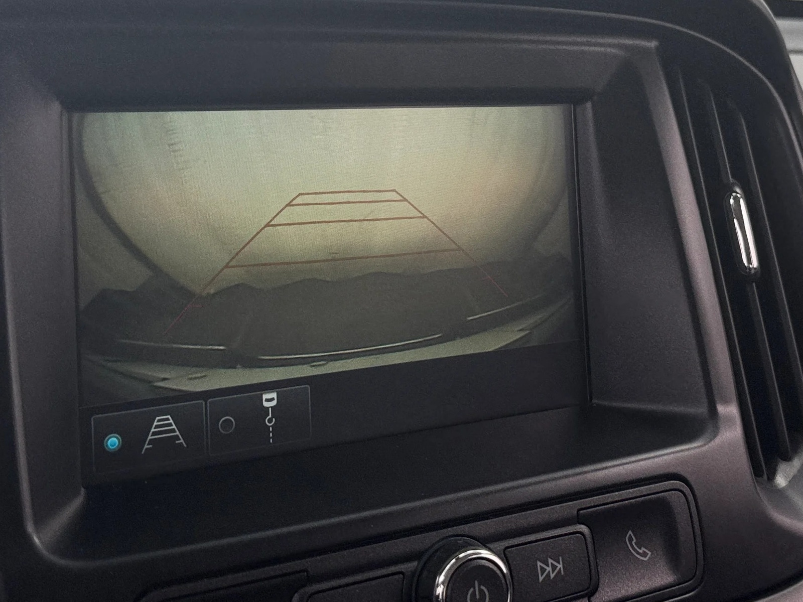 Thumbnail: 2018 Chevrolet Colorado - 4