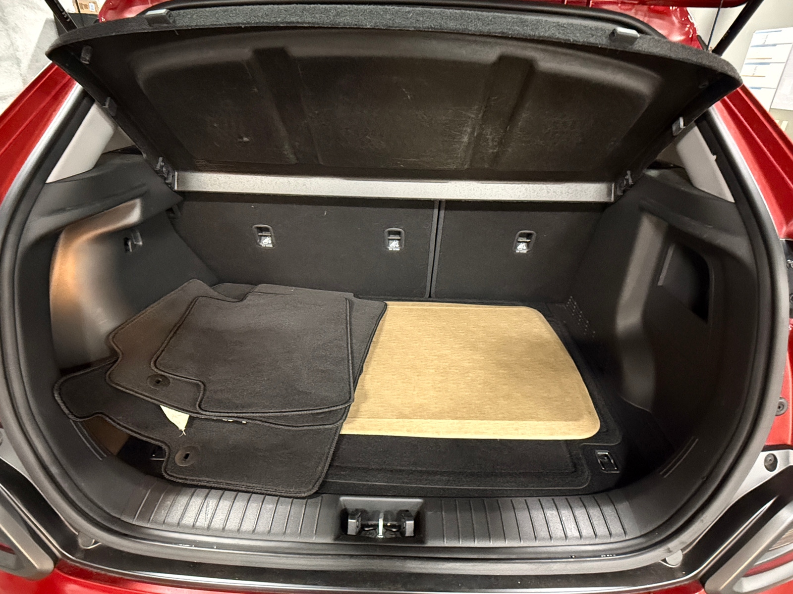 Thumbnail: 2018 Hyundai Kona - 6