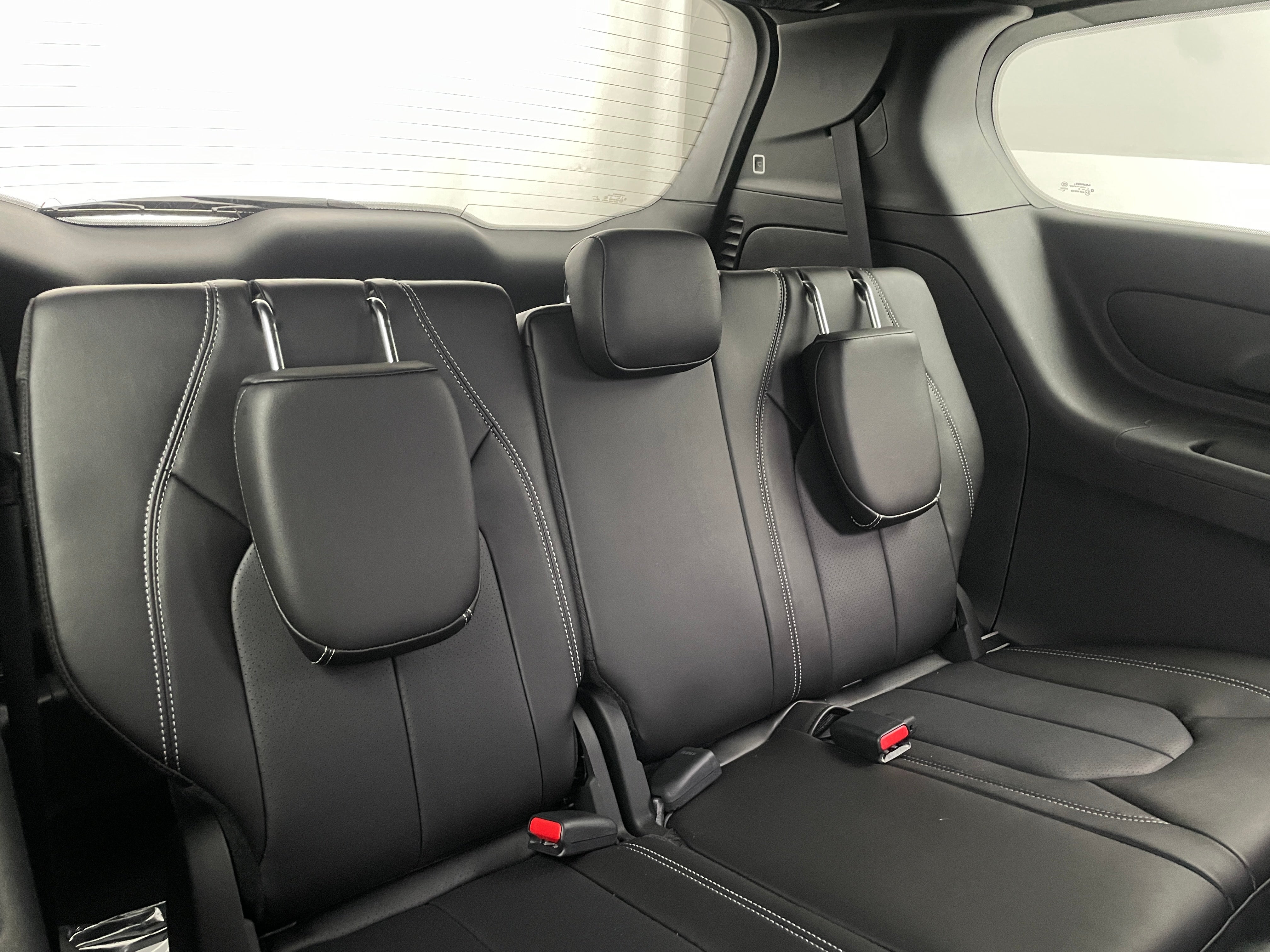 2026 Chrysler Voyager LX - Photo 14