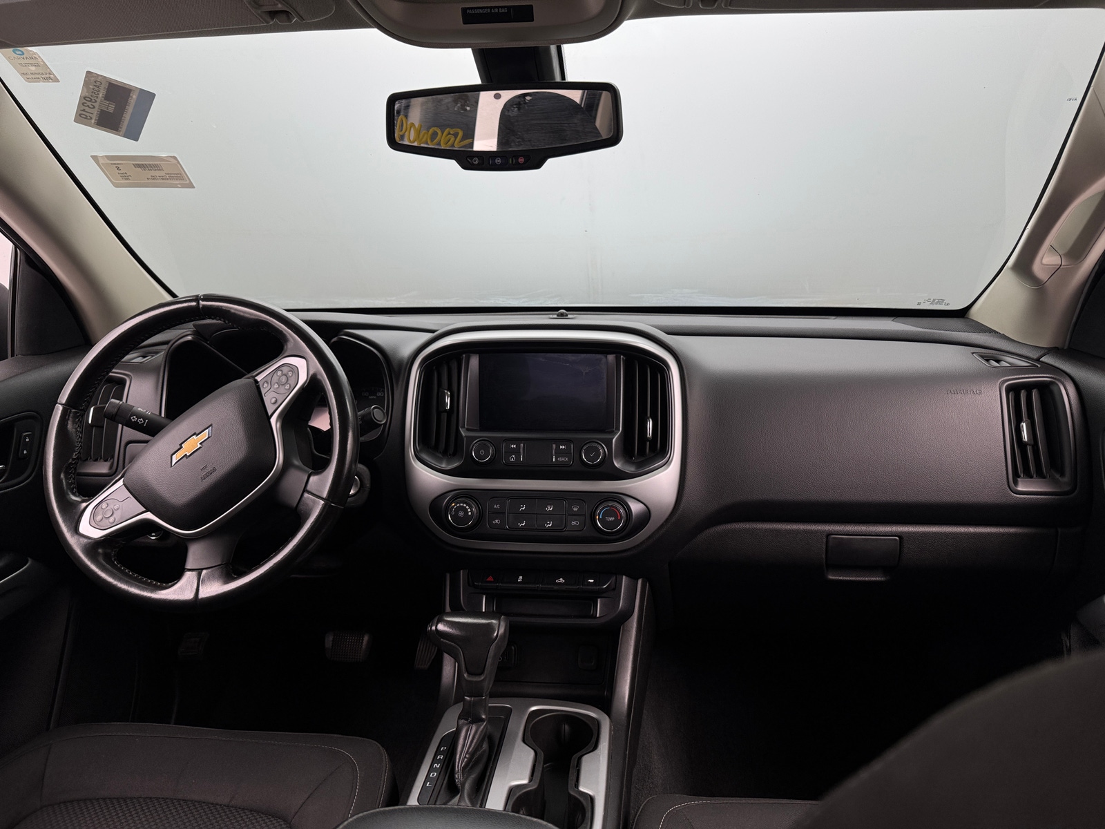 Thumbnail: 2021 Chevrolet Colorado - 3