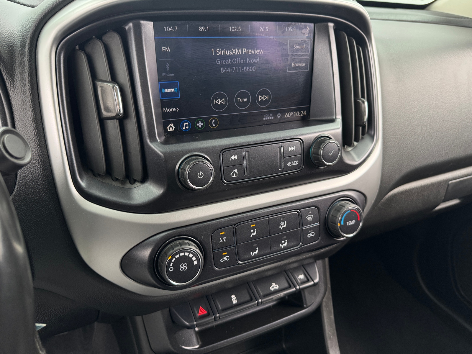 Thumbnail: 2021 Chevrolet Colorado - 4