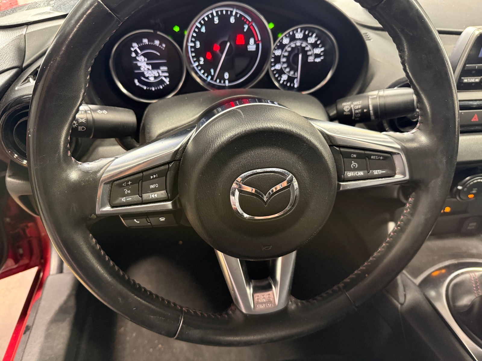 Thumbnail: 2017 Mazda MX-5 Miata - 5