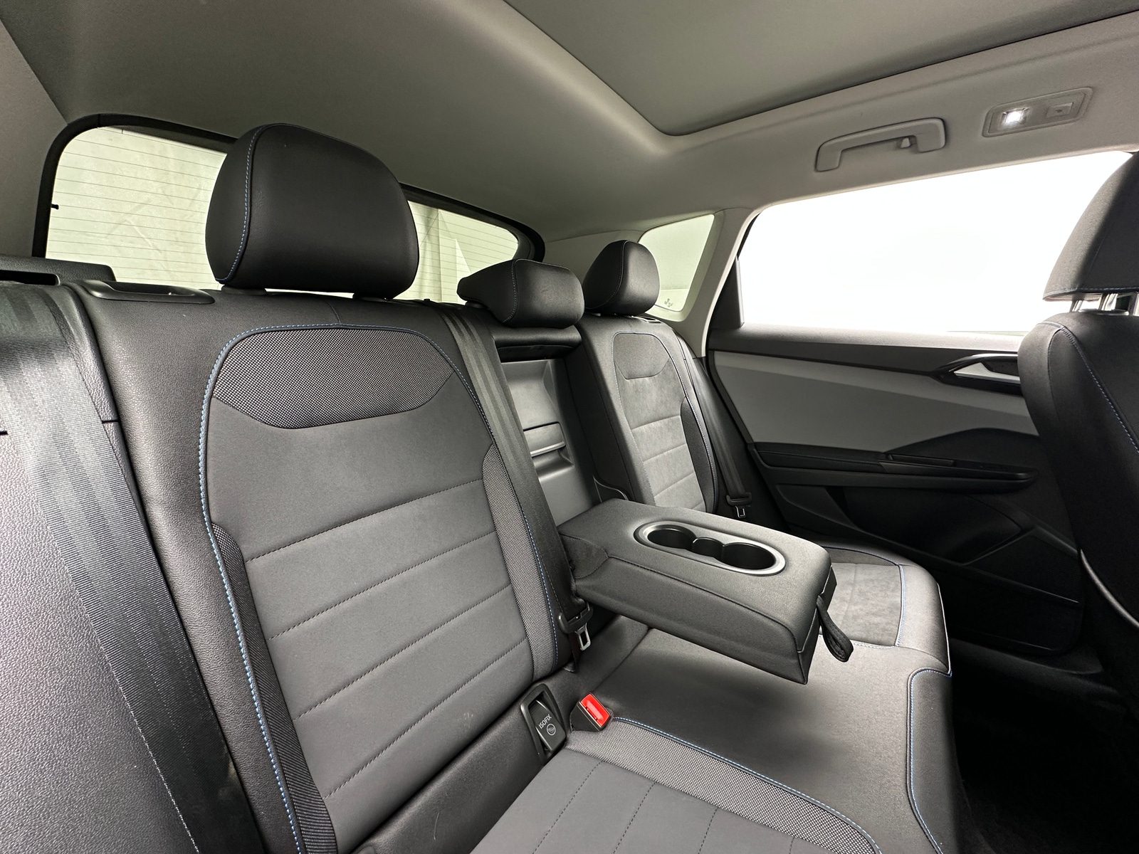 Thumbnail: 2024 Volkswagen Taos - 5