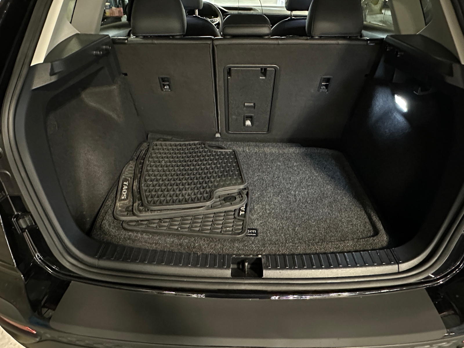 Thumbnail: 2024 Volkswagen Taos - 6