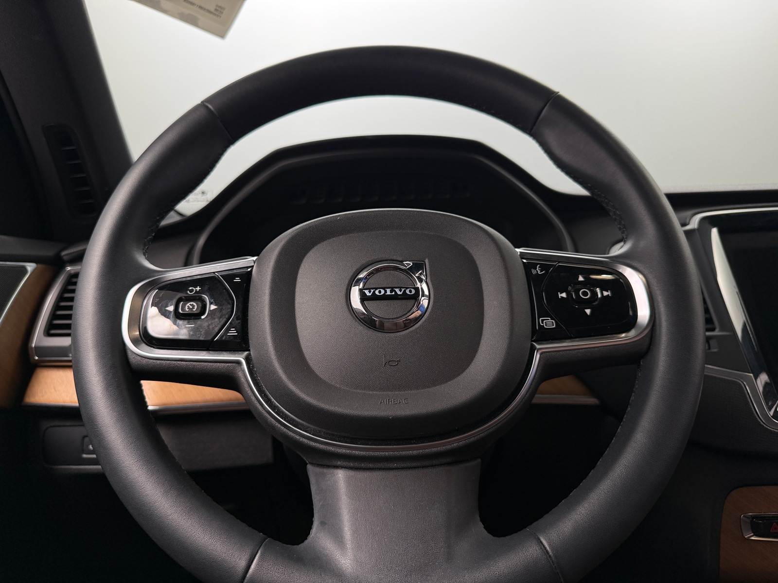 Thumbnail: 2024 Volvo XC90 - 4