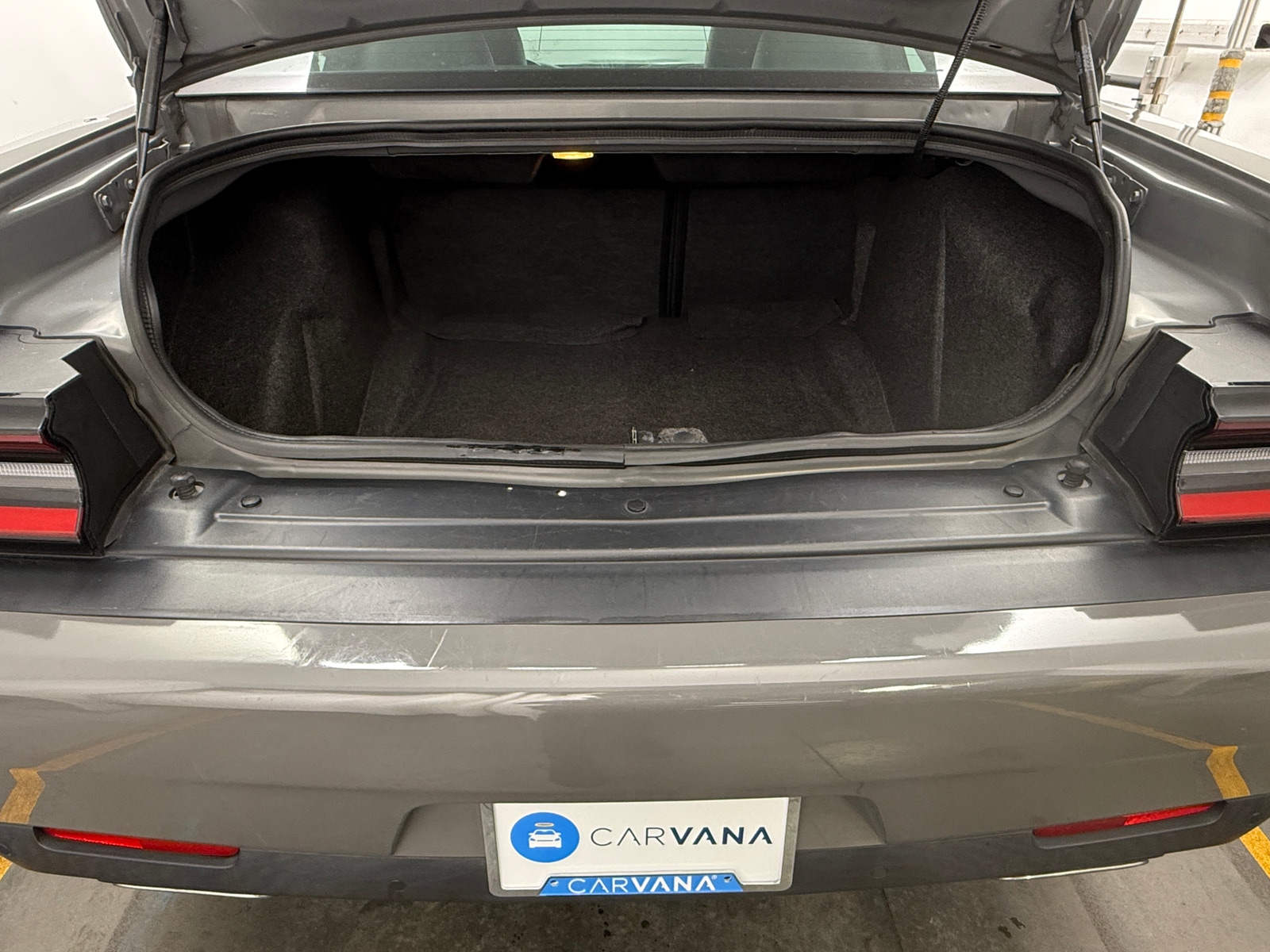 Thumbnail: 2018 Dodge Challenger - 5