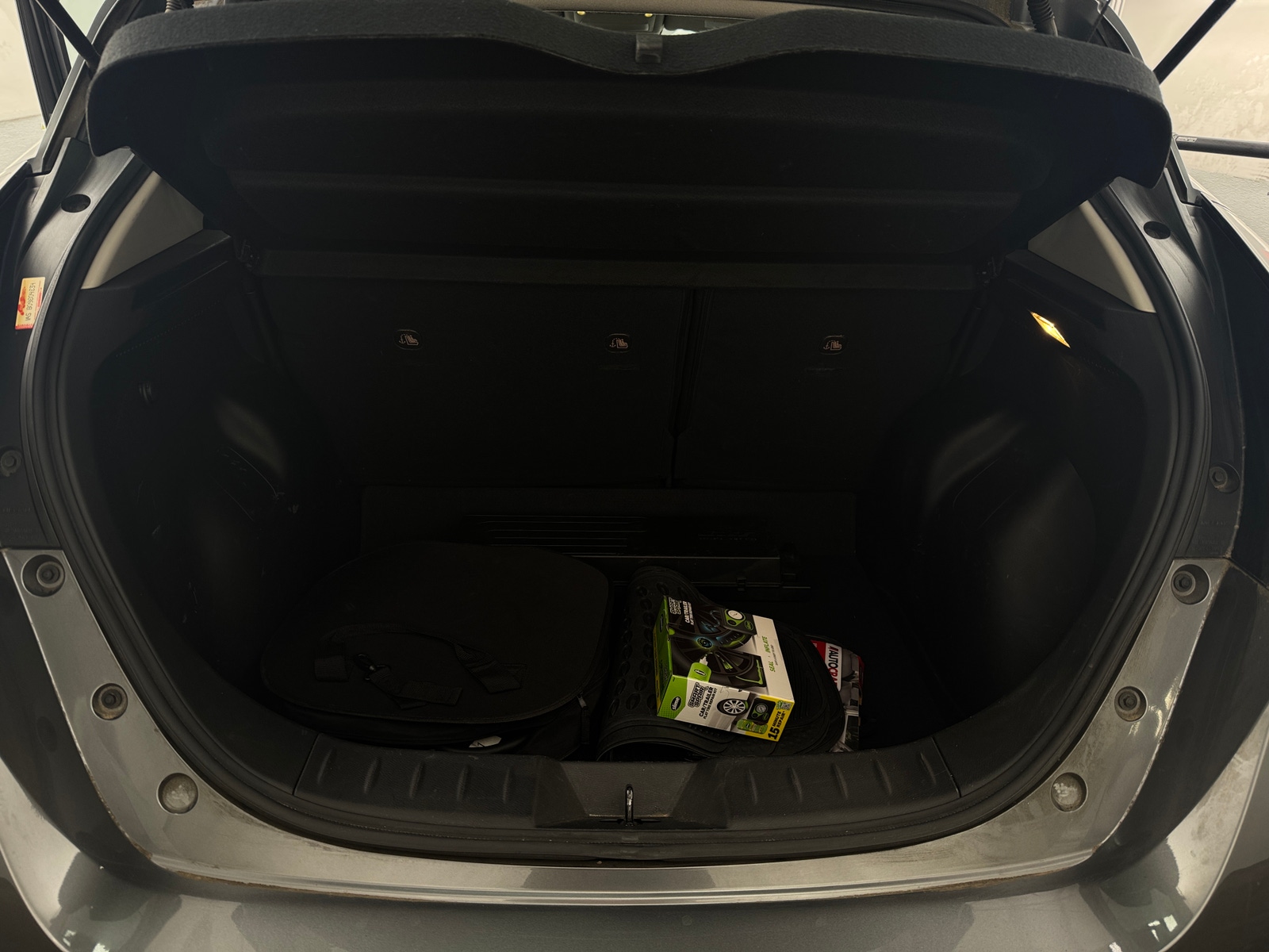 Thumbnail: 2020 Nissan Leaf - 6