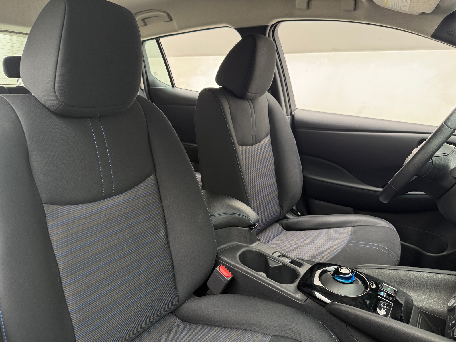 Thumbnail: 2023 Nissan Leaf - 2