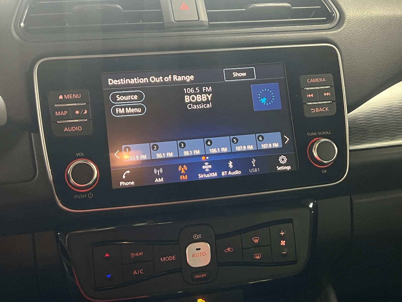 Thumbnail: 2023 Nissan Leaf - 4