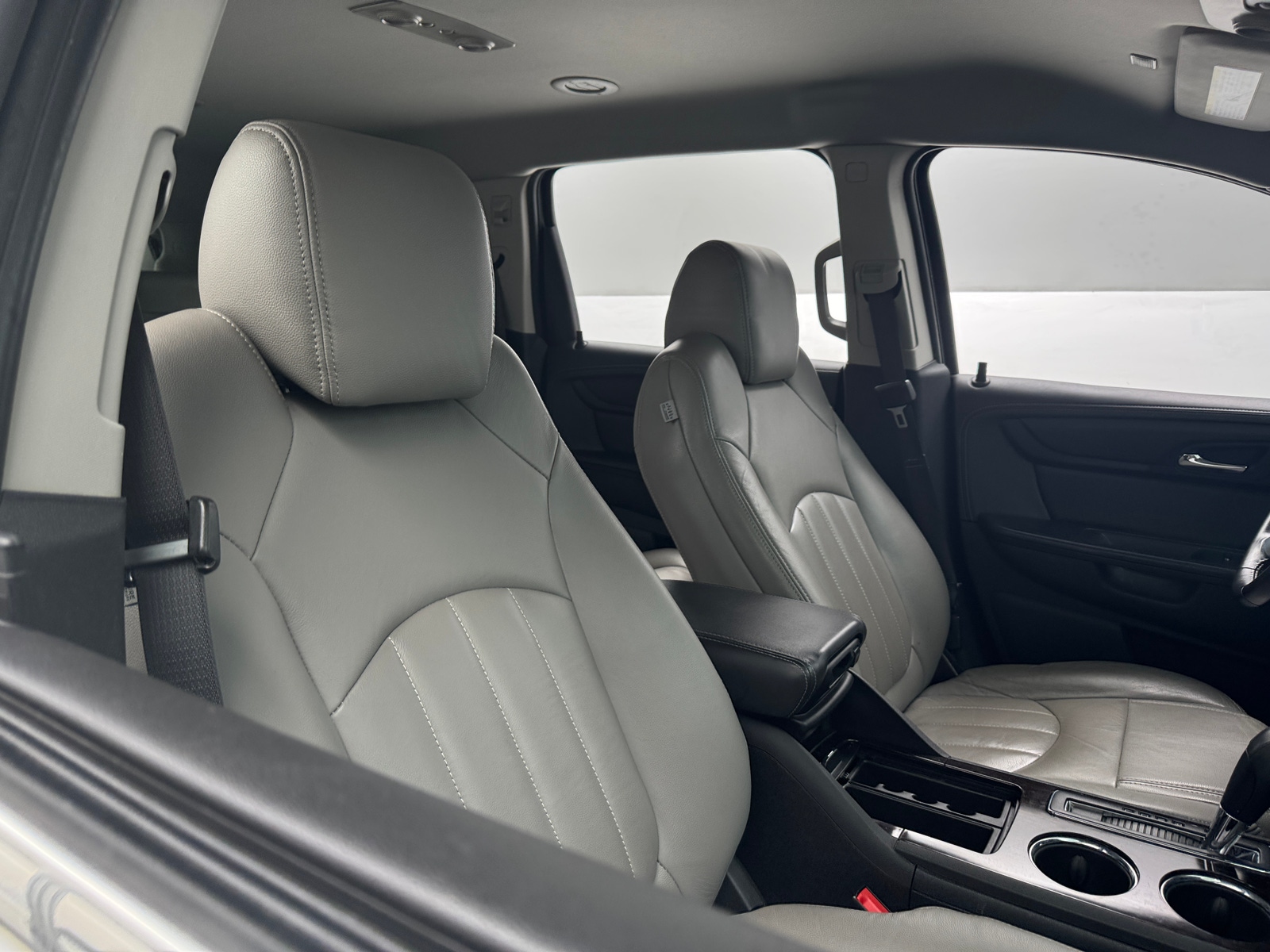 Thumbnail: 2016 Chevrolet Traverse - 2