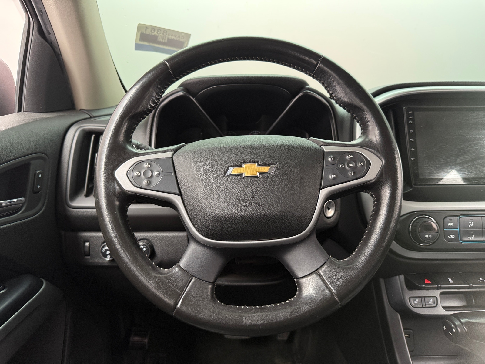 Thumbnail: 2015 Chevrolet Colorado - 4