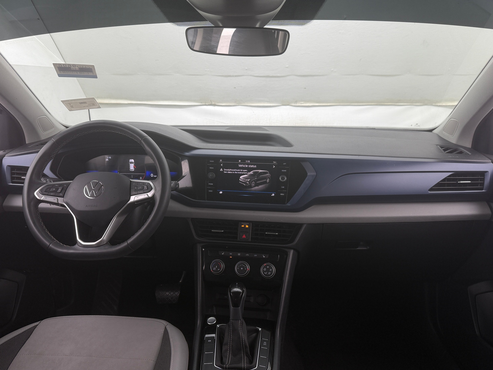 Thumbnail: 2023 Volkswagen Taos - 2