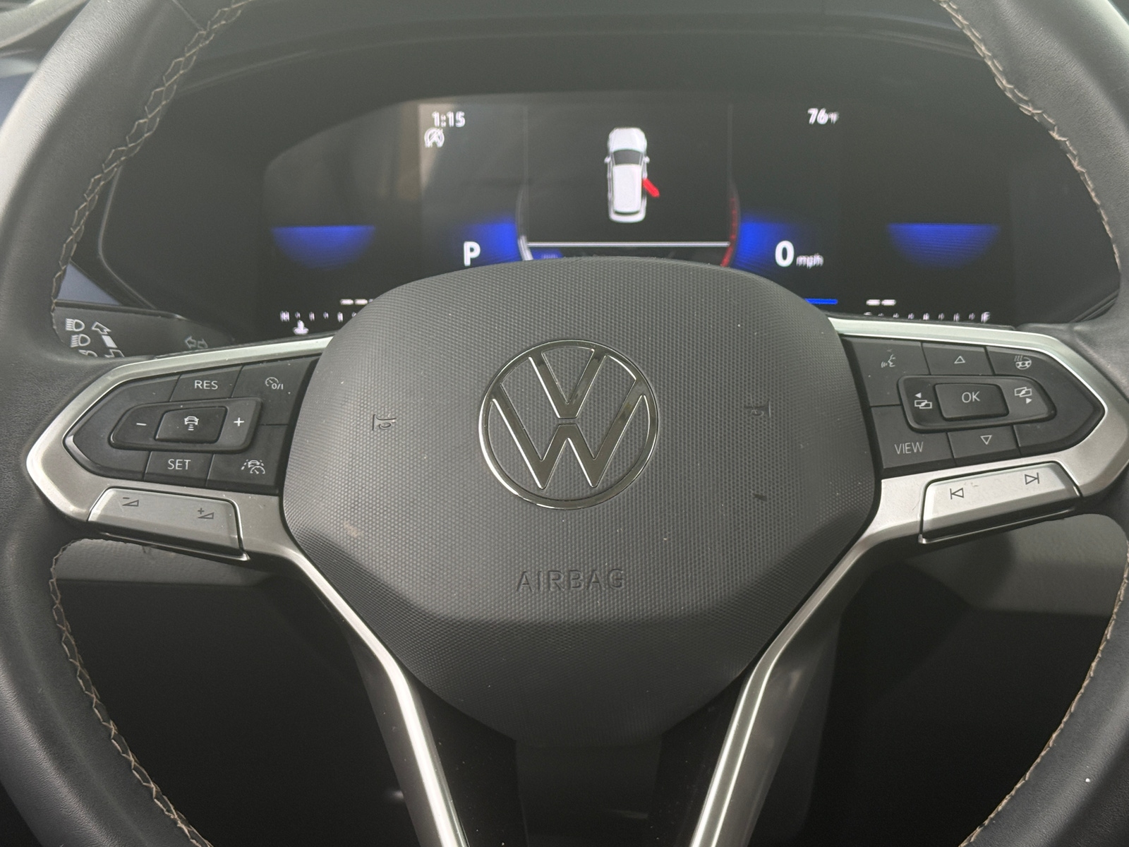 Thumbnail: 2023 Volkswagen Taos - 4