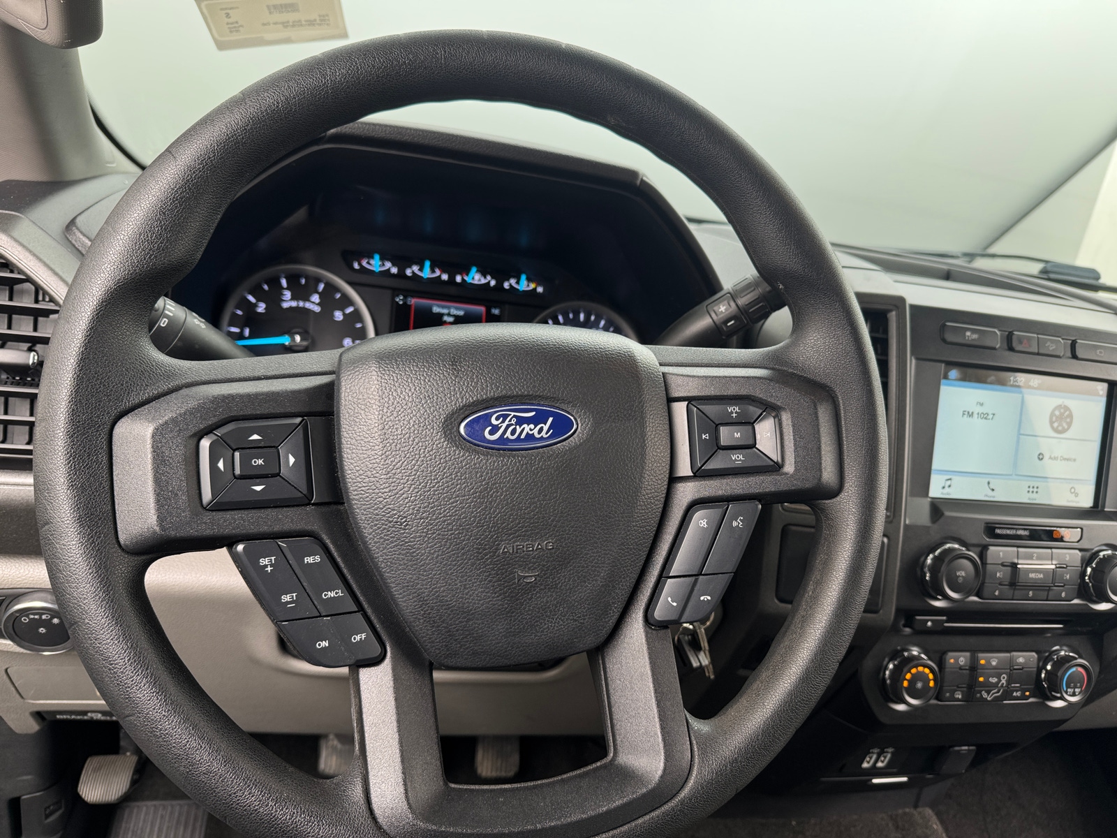 Thumbnail: 2018 Ford Econoline - 4