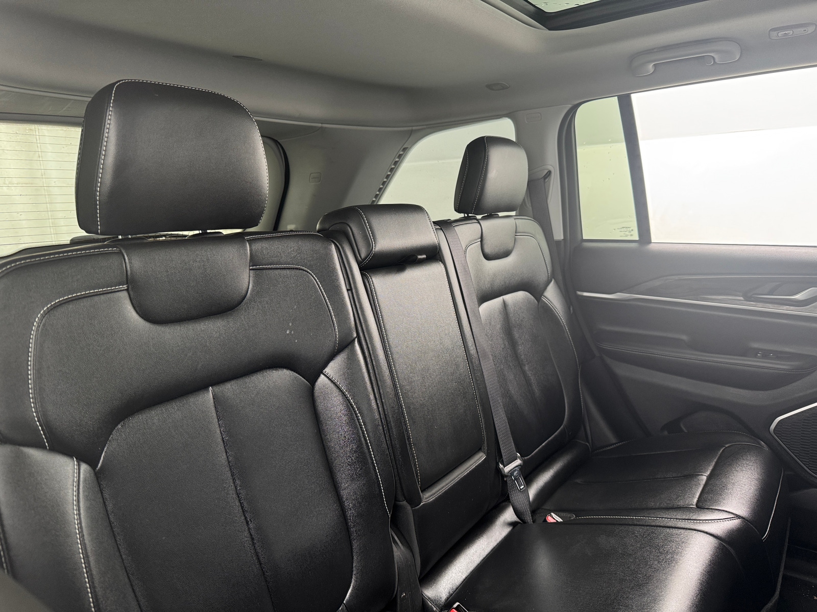 Thumbnail: 2023 Jeep Grand Cherokee - 5