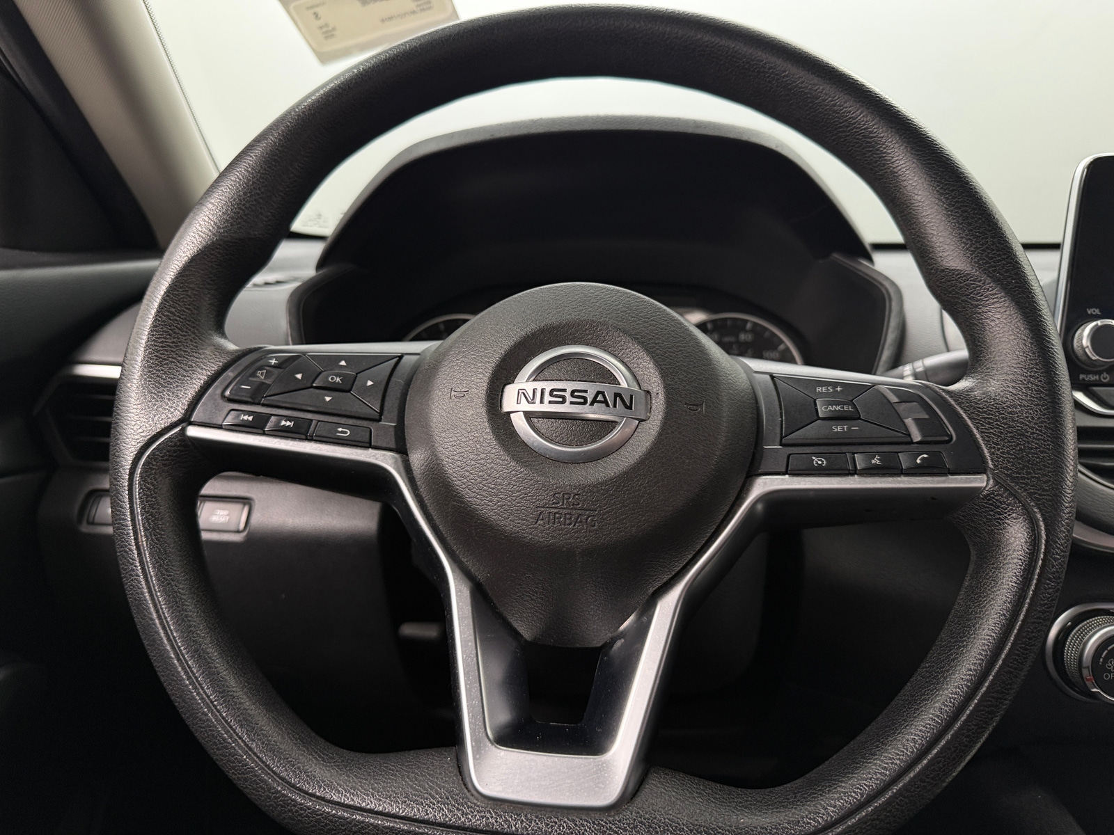 Thumbnail: 2020 Nissan Altima - 5