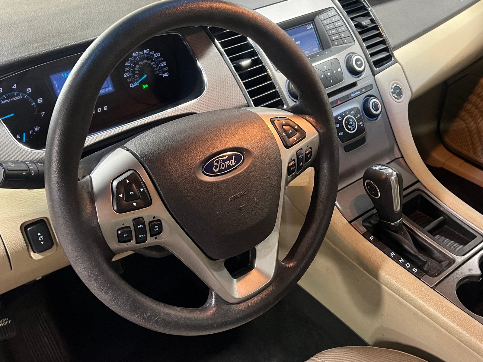 Thumbnail: 2017 Ford Taurus - 5