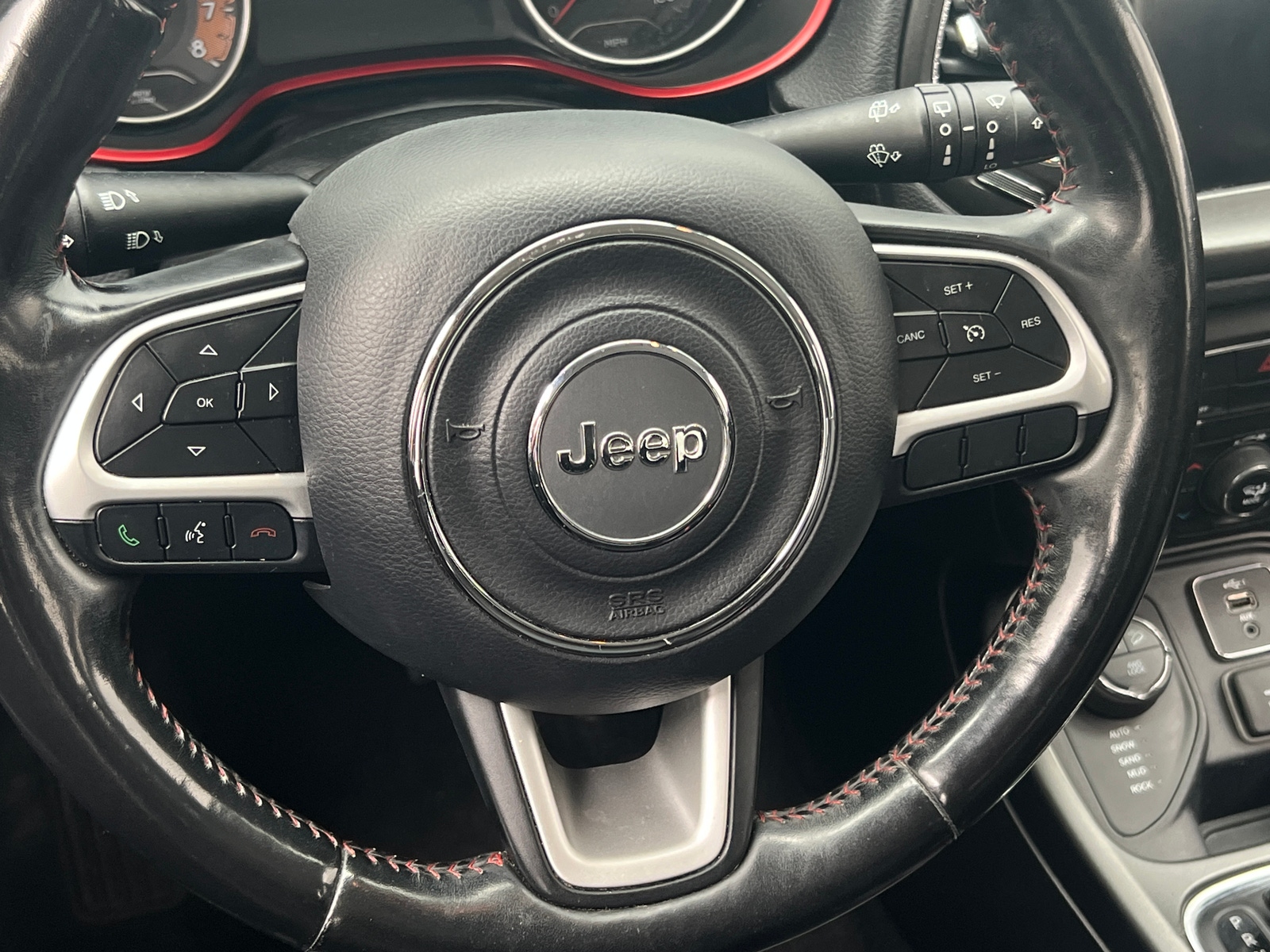 Thumbnail: 2019 Jeep Compass - 4