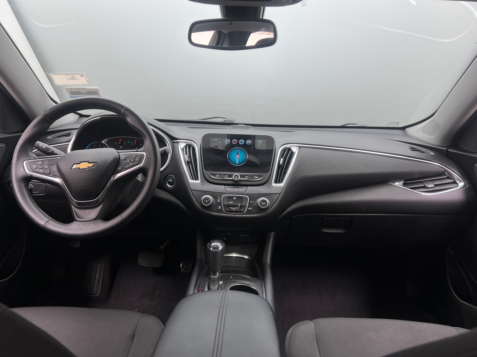 Thumbnail: 2017 Chevrolet Malibu - 3