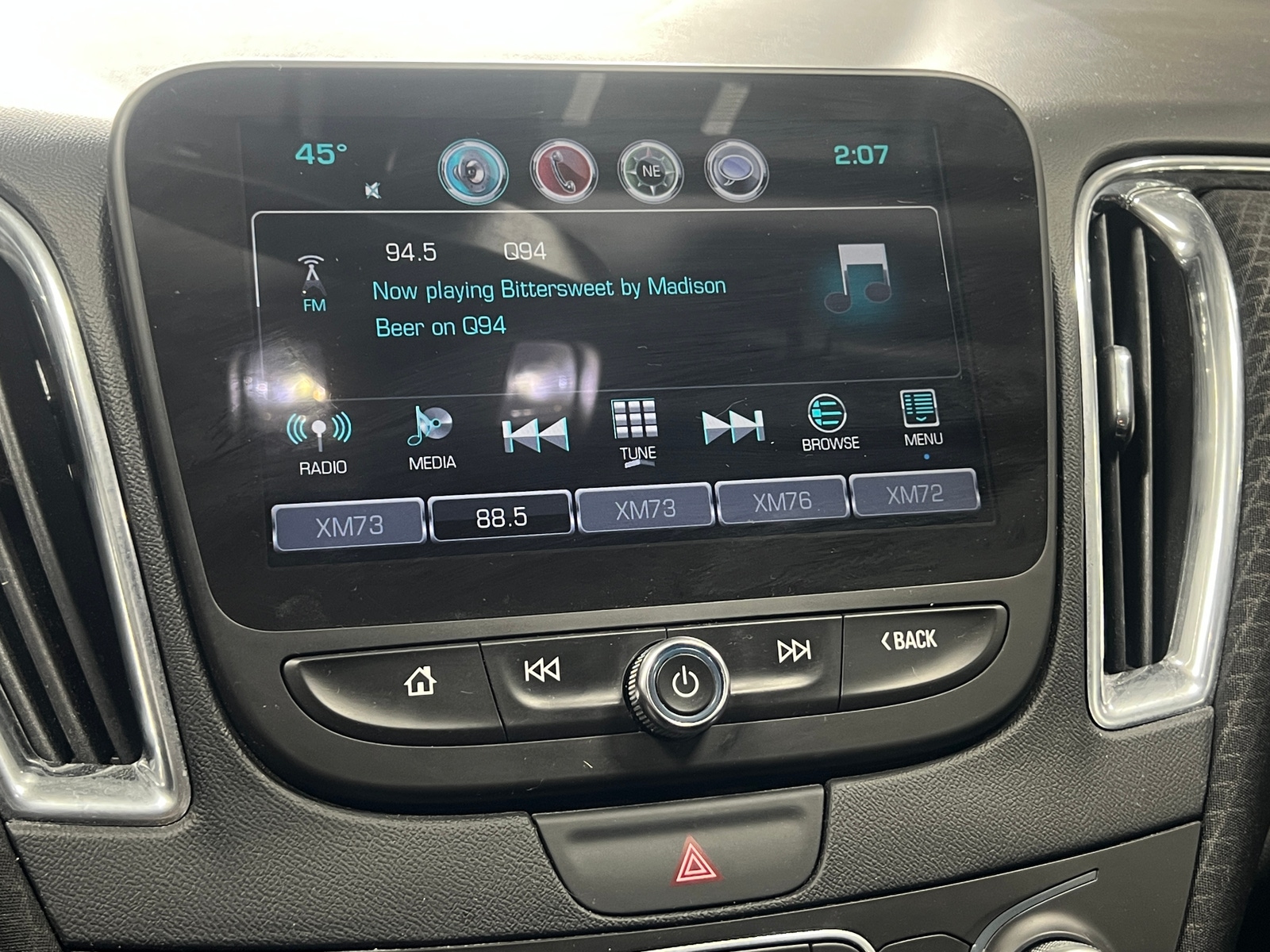 Thumbnail: 2017 Chevrolet Malibu - 4