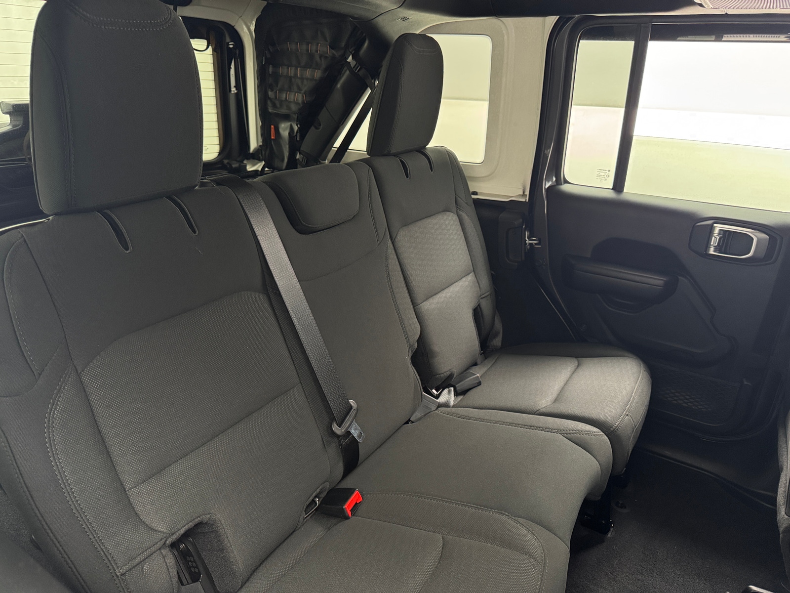 Thumbnail: 2019 Jeep Wrangler - 6