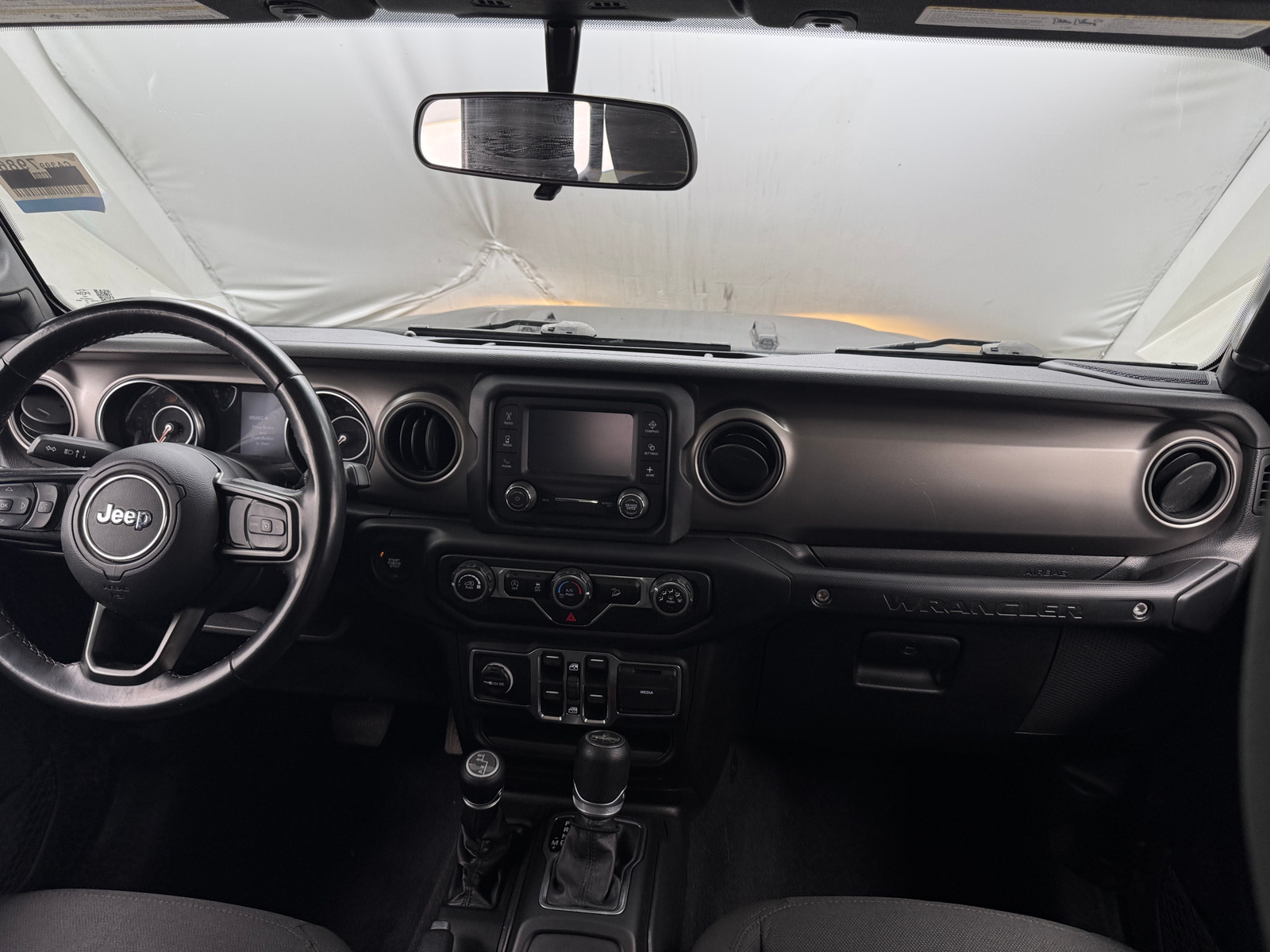 Thumbnail: 2019 Jeep Wrangler - 3