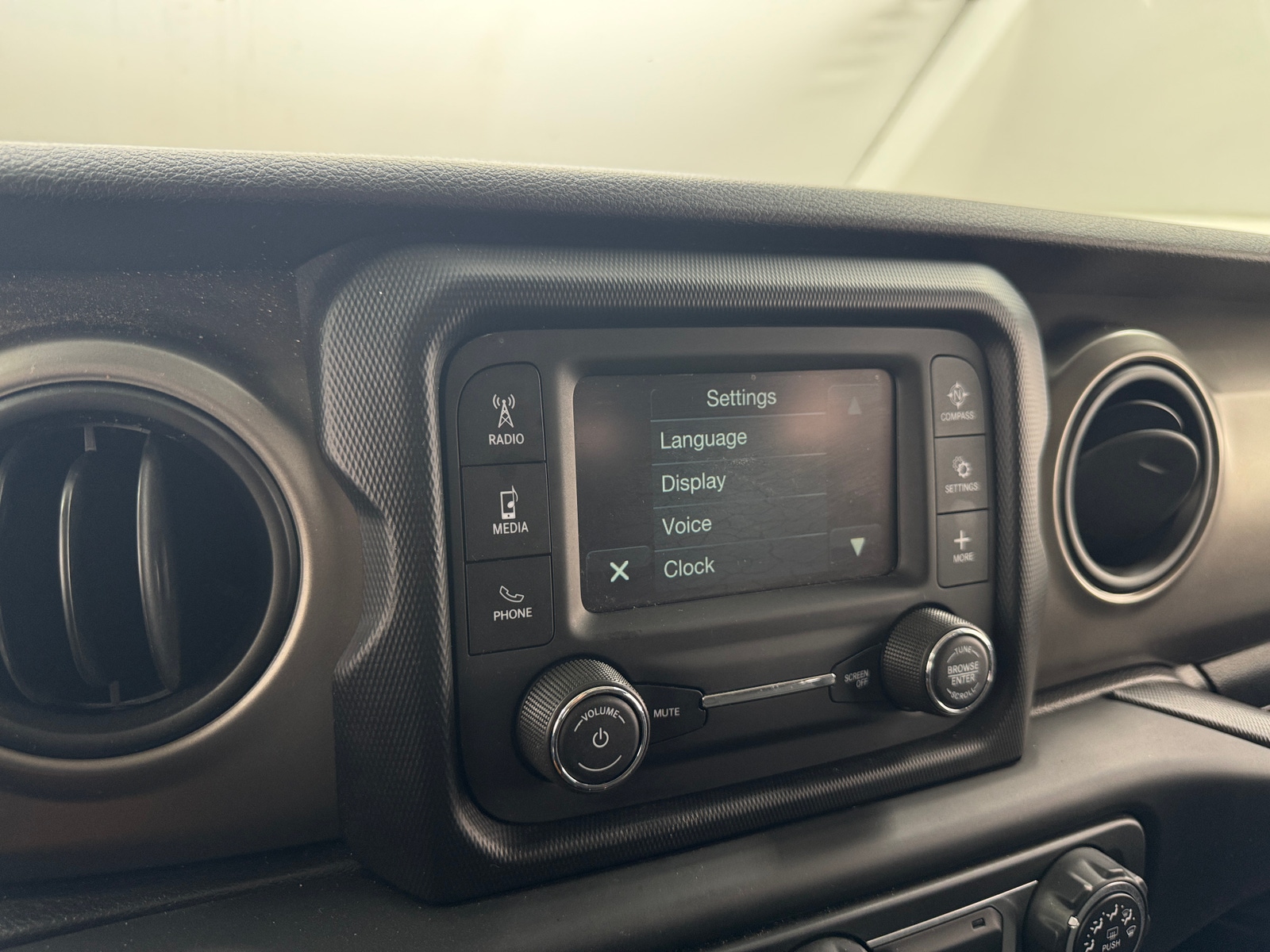 Thumbnail: 2019 Jeep Wrangler - 4