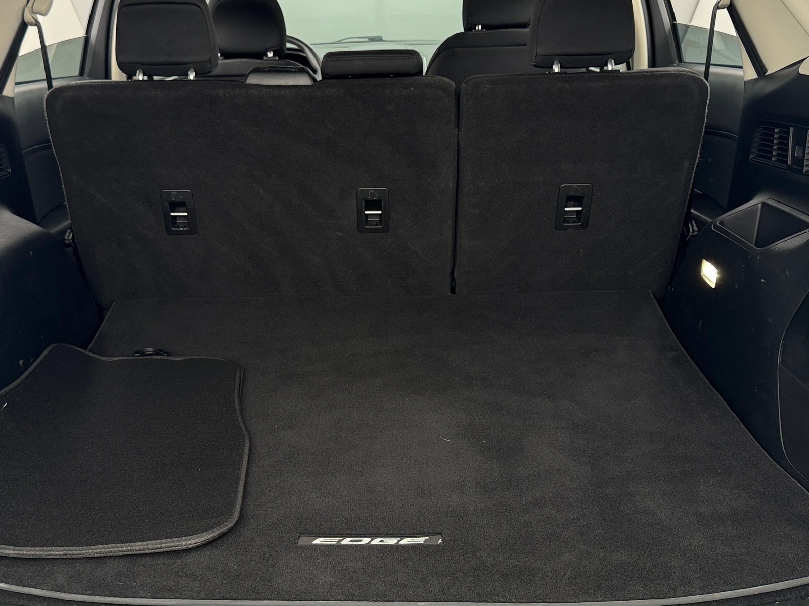 Thumbnail: 2018 Ford Edge - 7