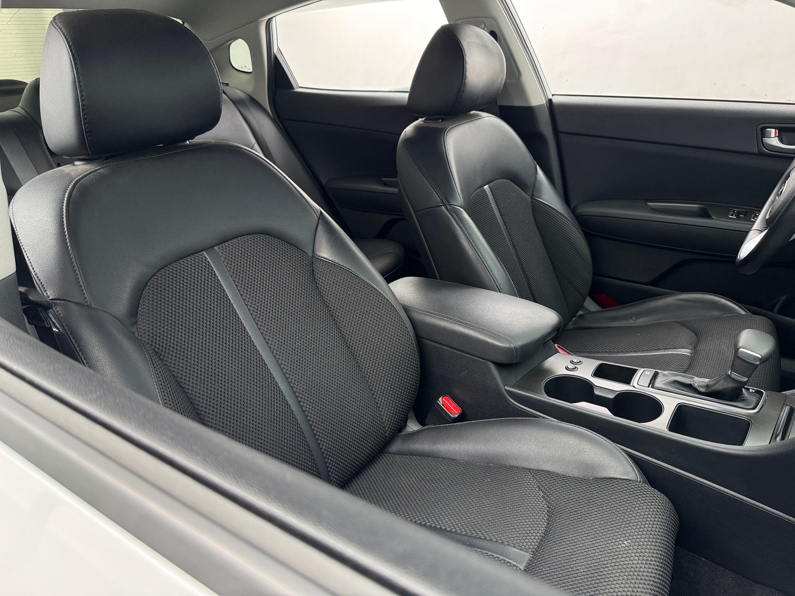 Thumbnail: 2019 Kia Optima - 2