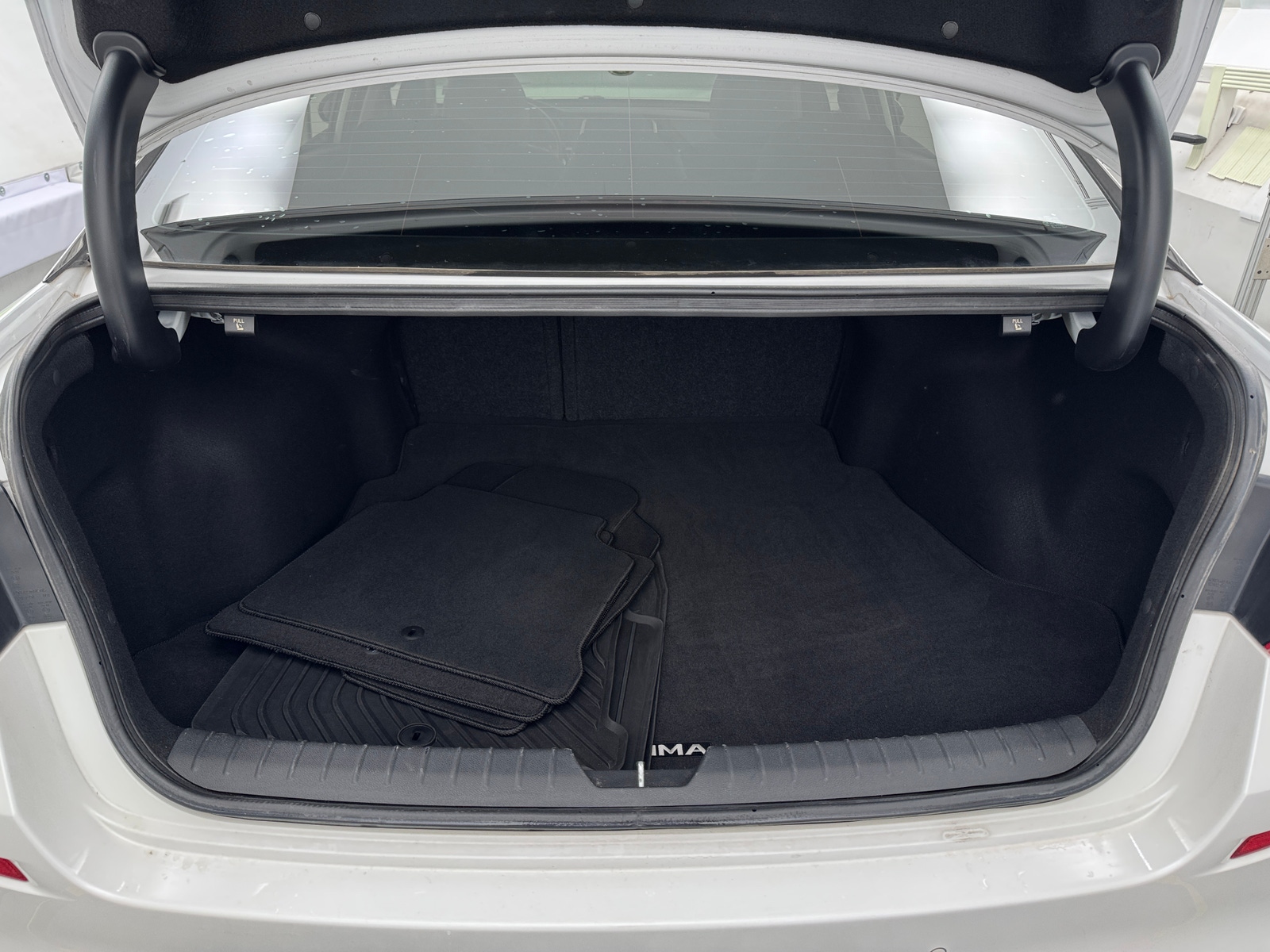 Thumbnail: 2019 Kia Optima - 7